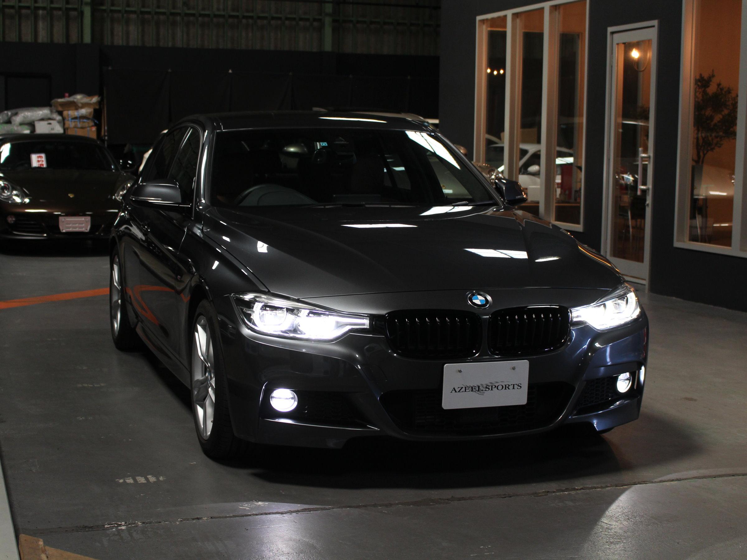 ＢＭＷ　３２０ｄ　Ｍスポーツ　ＬＣＩ後期