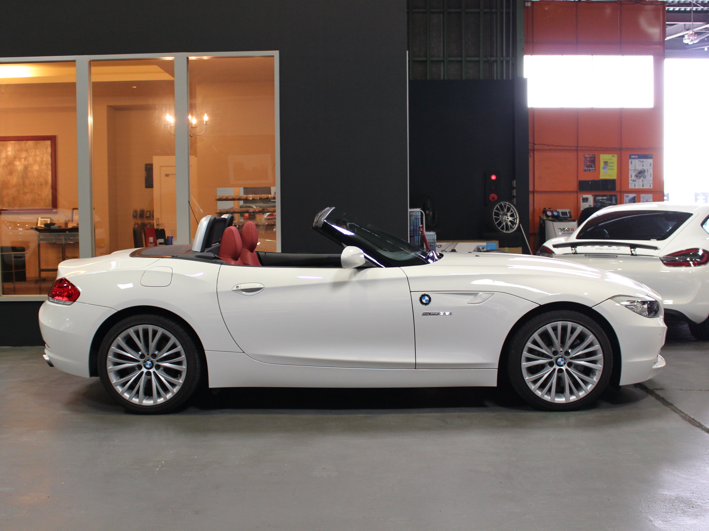 BMW　Ｚ４　ｓドライブ３５ⅰ