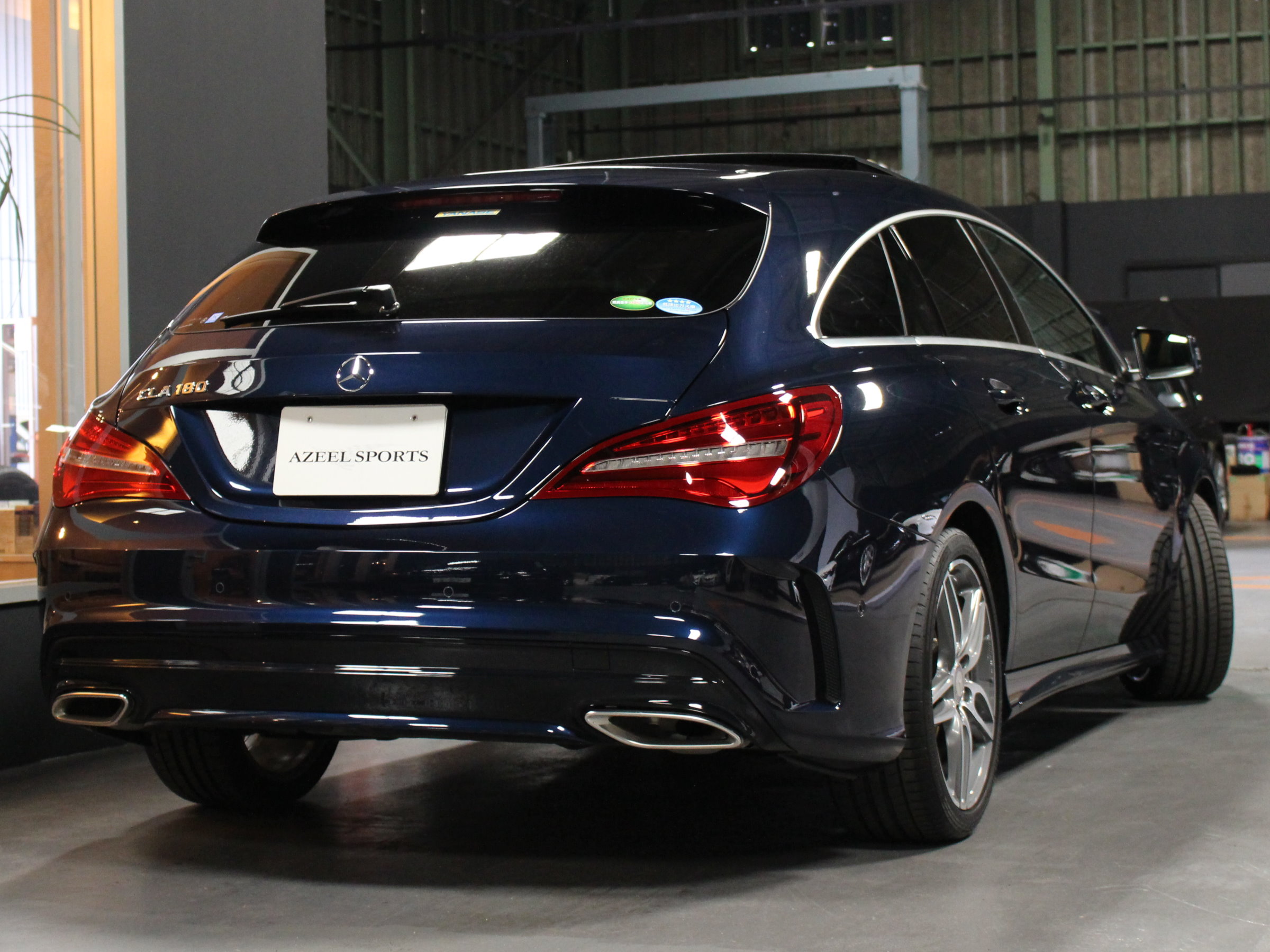 メルセデスベンツ　ＣＬＡ１８０シューティングブレーク　スポーツ　エクスクルーシブＰＫＧ