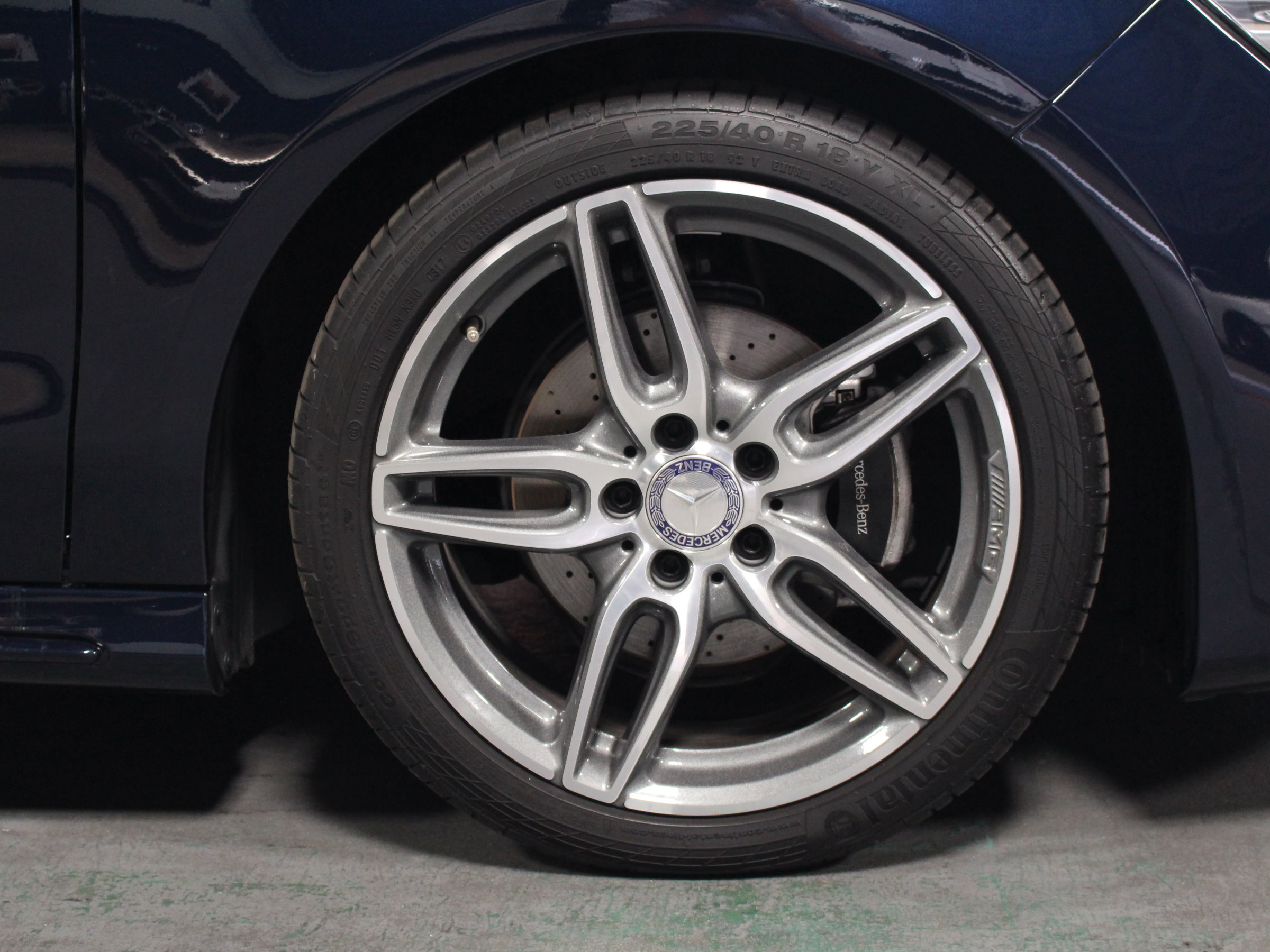 メルセデスベンツ　ＣＬＡ１８０シューティングブレーク　スポーツ　エクスクルーシブＰＫＧ