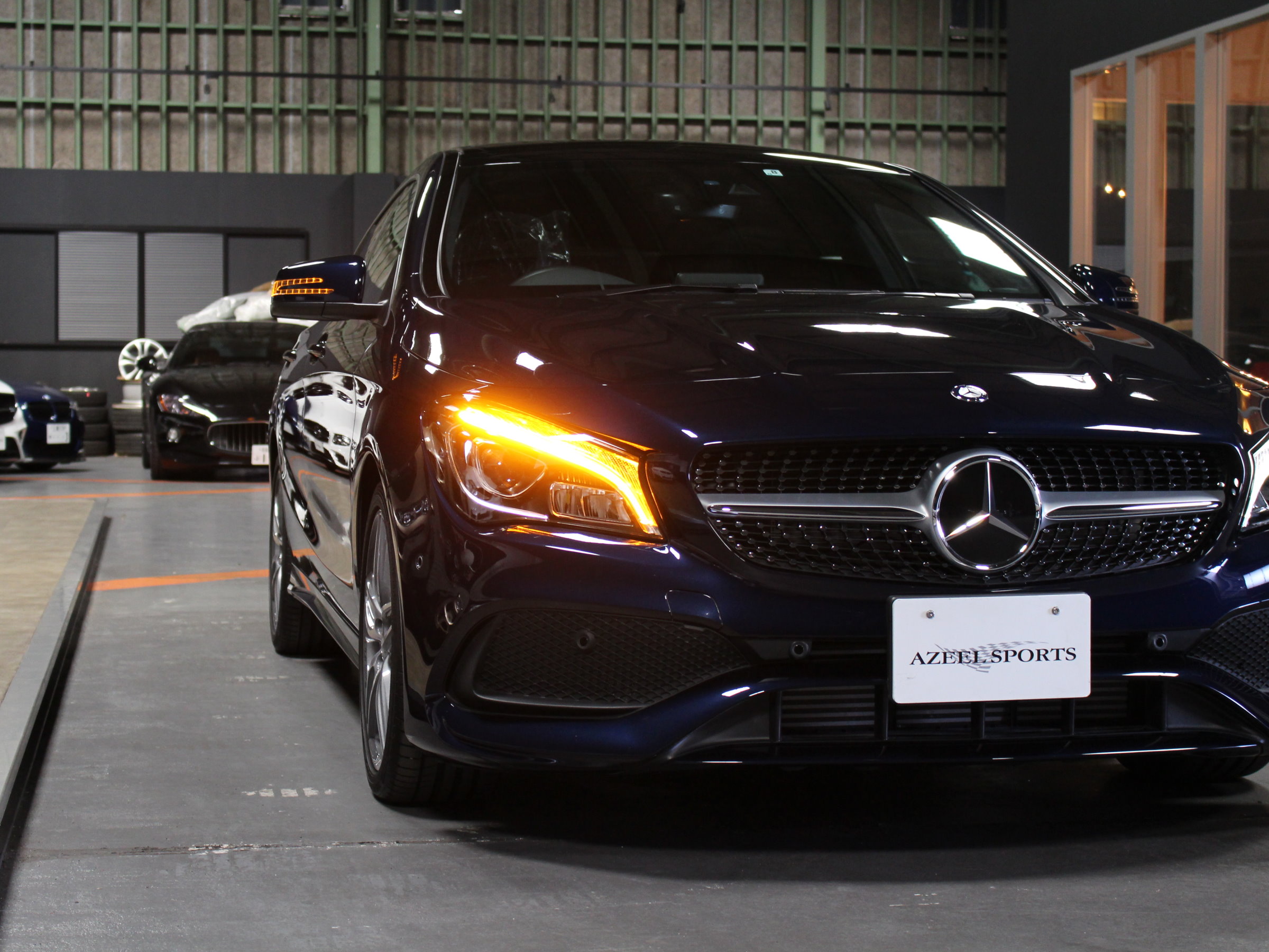 メルセデスベンツ　ＣＬＡ１８０シューティングブレーク　スポーツ　エクスクルーシブＰＫＧ