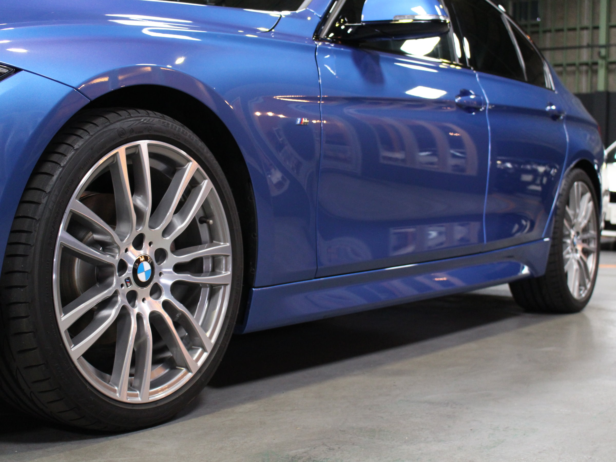 ＢＭＷ　３２０ｄ　Ｍスポーツ