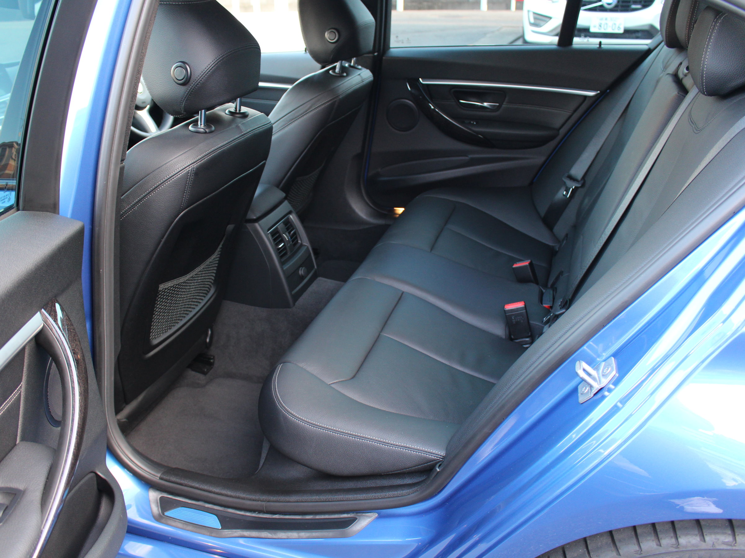 ＢＭＷ　３２０ｄ　Ｍスポーツ