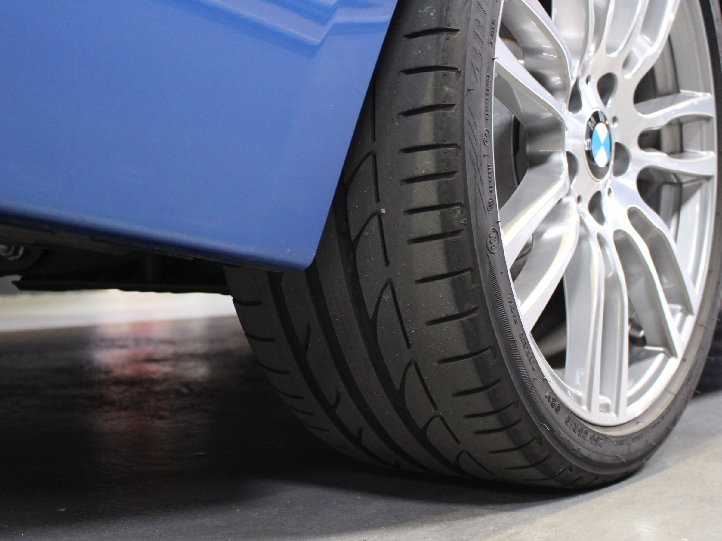 ＢＭＷ　３２０ｄ　Ｍスポーツ