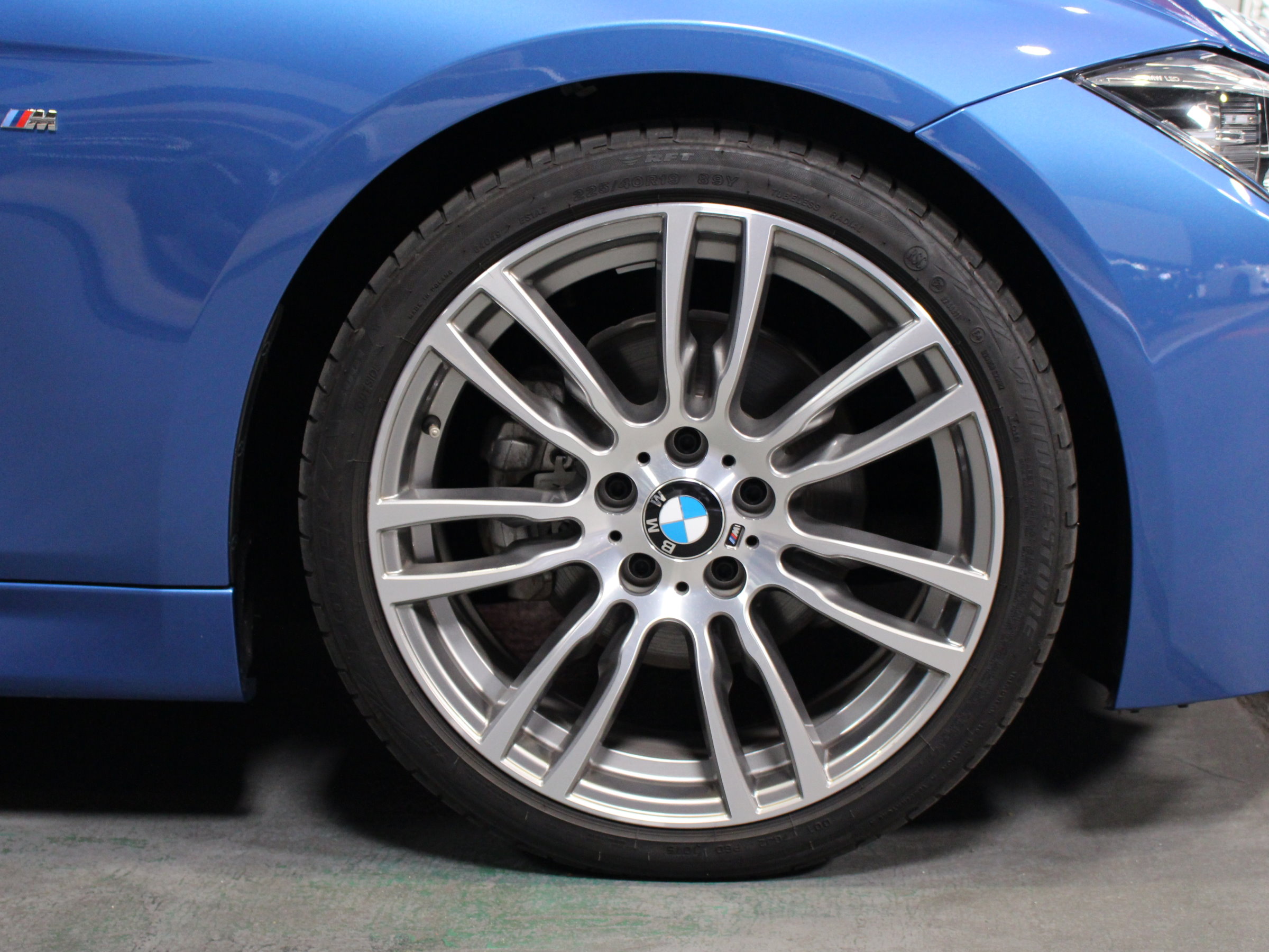 ＢＭＷ　３２０ｄ　Ｍスポーツ