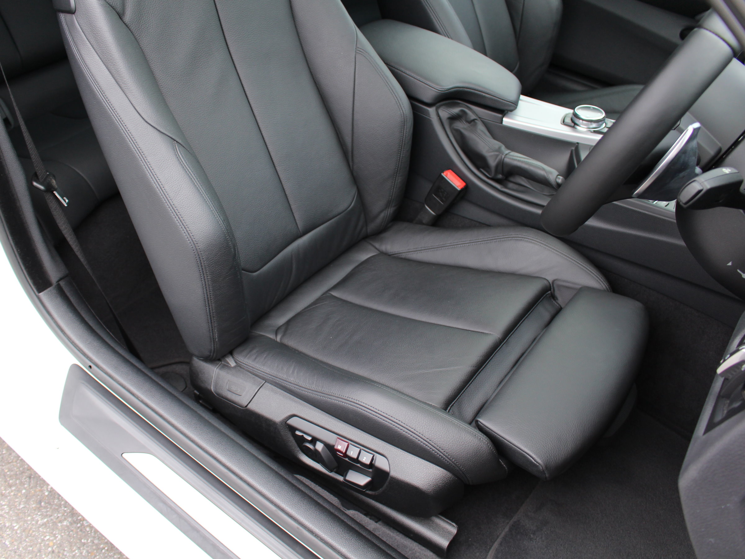 ＢＭＷ　４３５ⅰクーペ　Ｍスポーツ