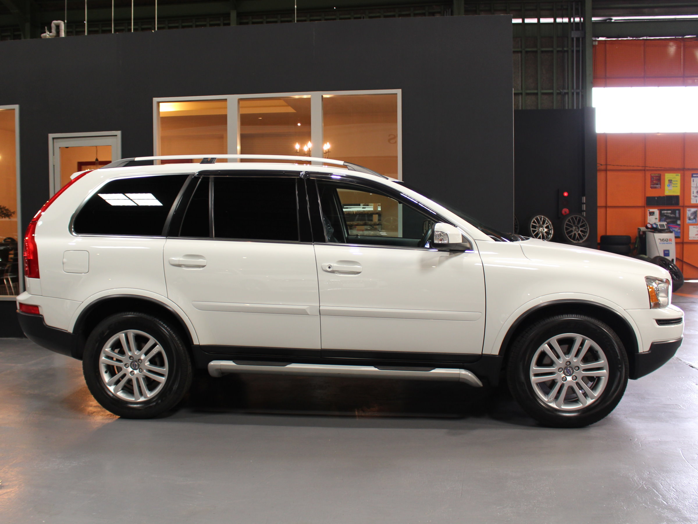 ボルボ　ＸＣ９０　３．２　ＳＥ　ＡＷＤ