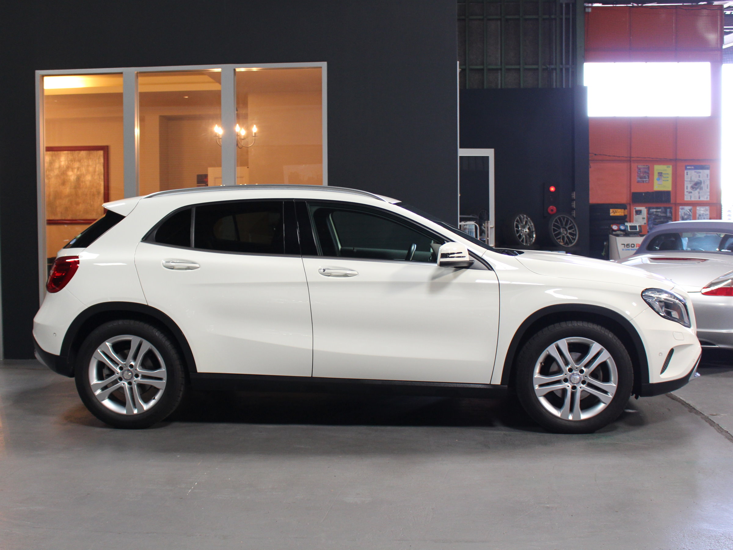 メルセデスベンツ　ＧＬＡ１８０