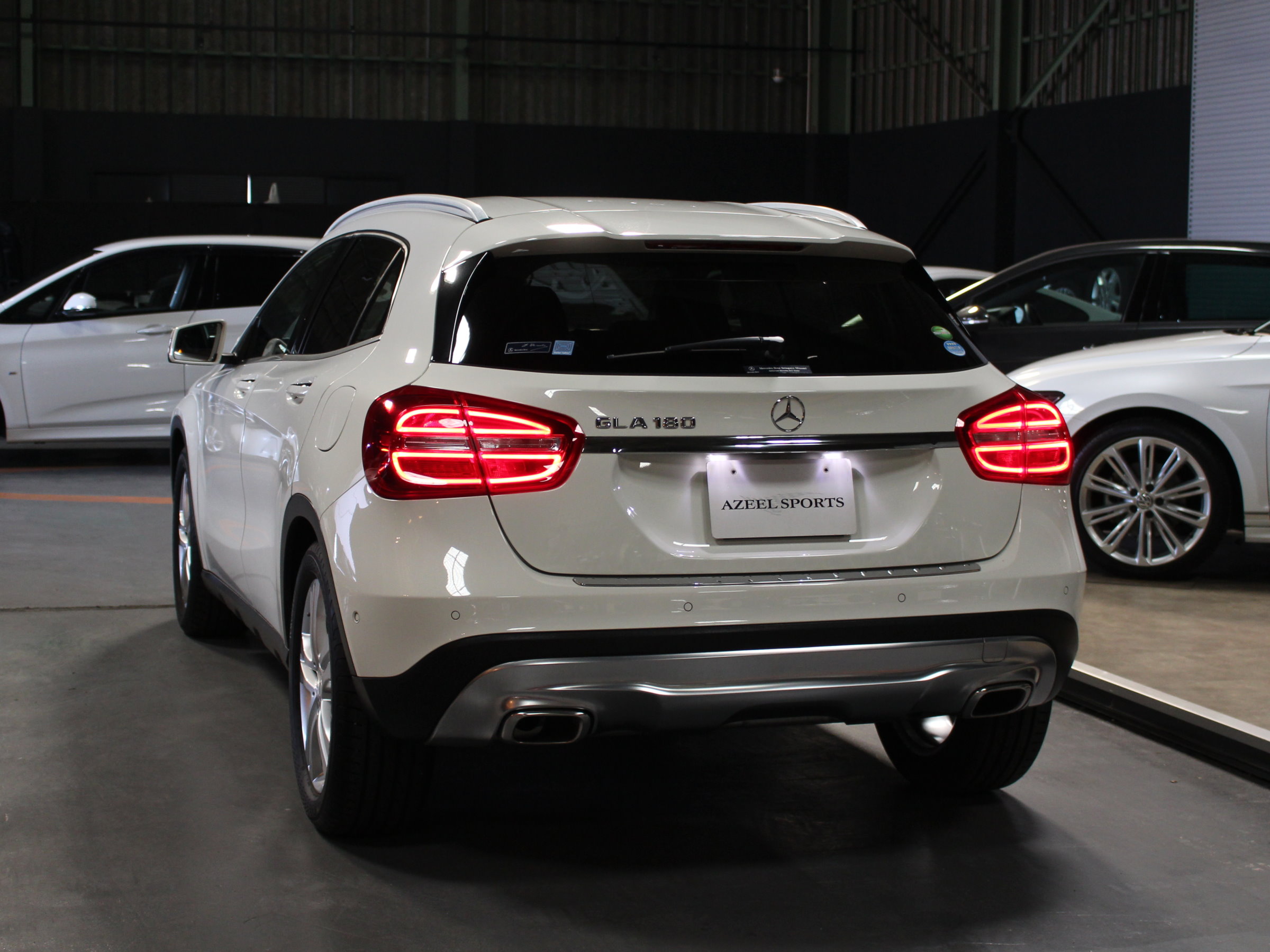 メルセデスベンツ　ＧＬＡ１８０