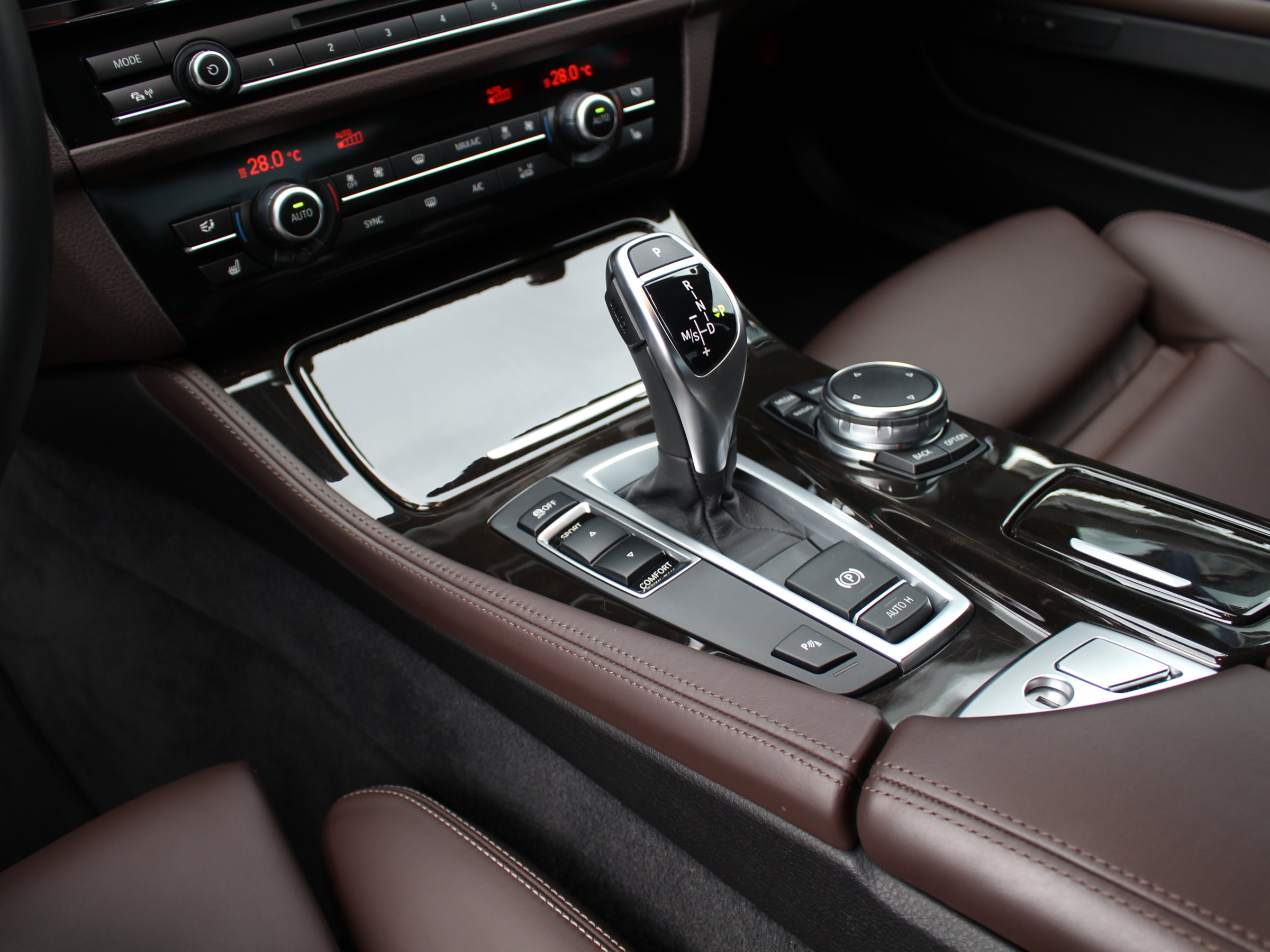 ＢＭＷ　５２８ⅰ　Ｍスポーツ　エクスクルーシブ