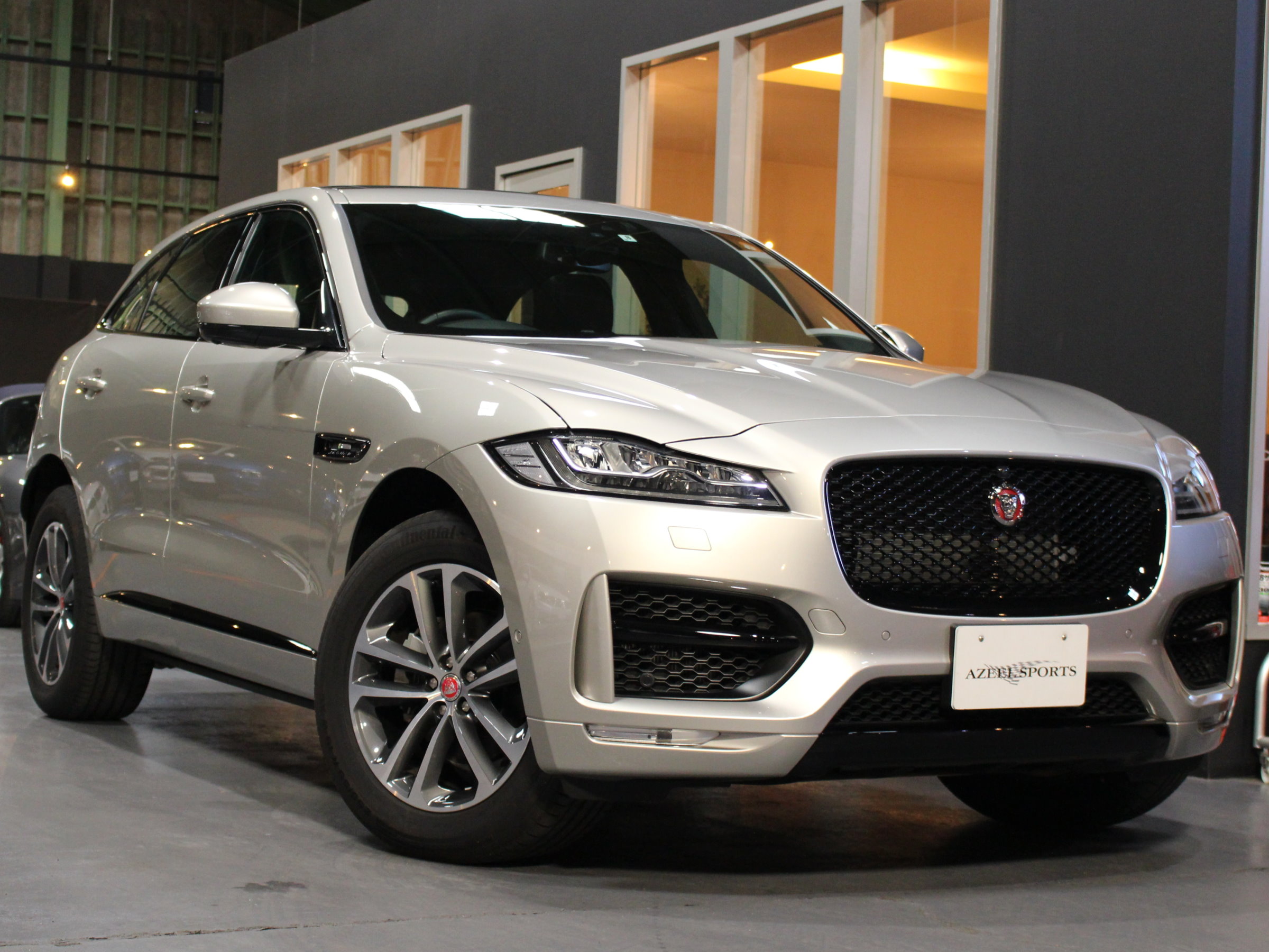 ジャガー　Ｆ－ＰＡＣＥ　２０ｄ　Ｒ－ＳＰＯＲＴ