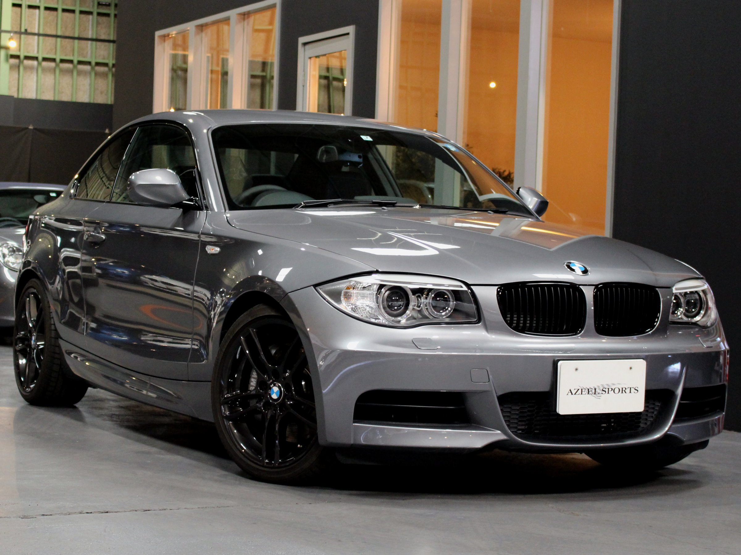 ＢＭＷ　１３５ⅰクーペ　Ｍスポーツ　ＬＣＩ後期