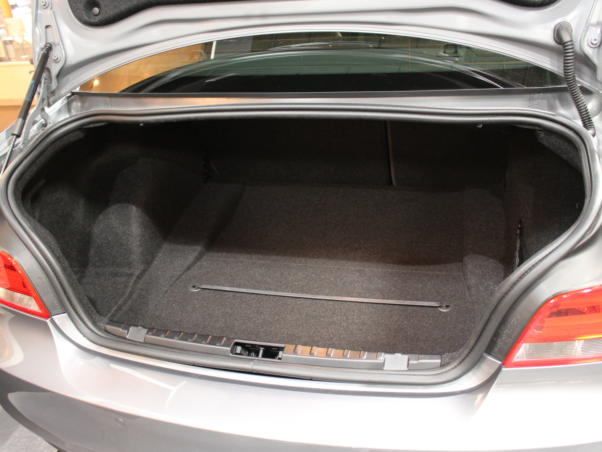 ＢＭＷ　１３５ⅰクーペ　Ｍスポーツ　ＬＣＩ後期
