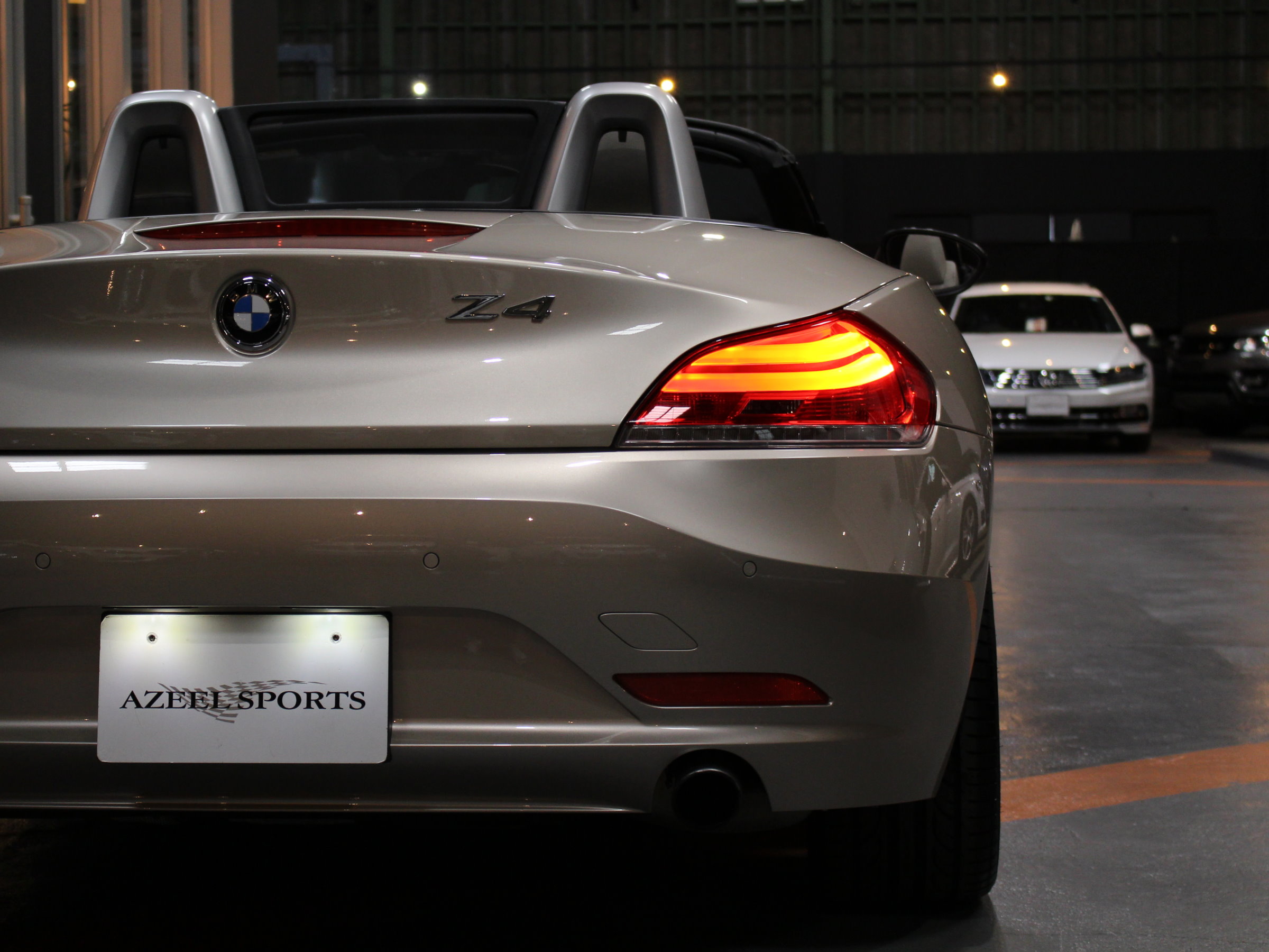 ＢＭＷ　Ｚ４　ｓドライブ３５ⅰ　デザインピュアホワイト