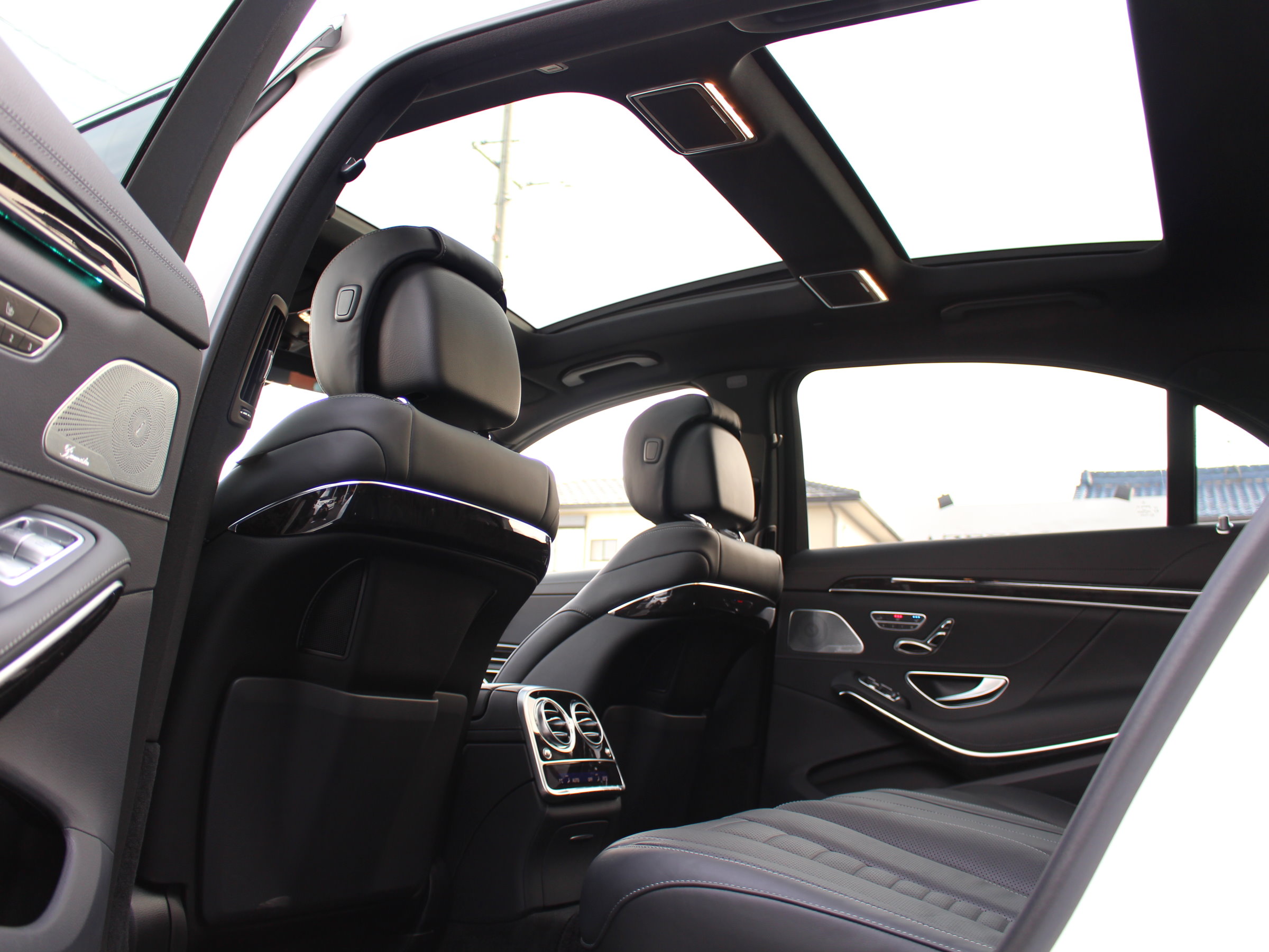 メルセデスベンツ　Ｓ５６０ロング　４マチック　ＡＭＧライン