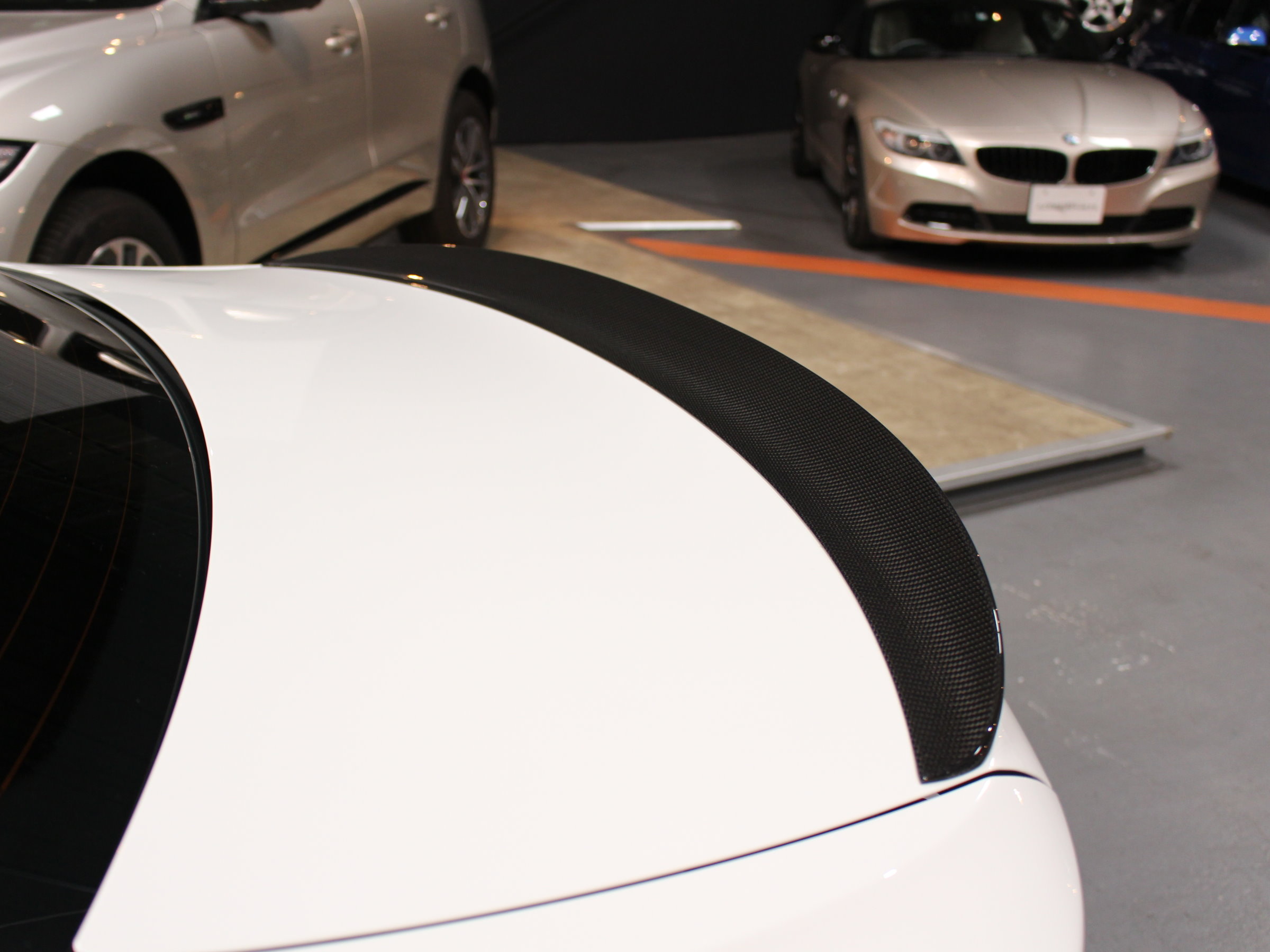 ＢＭＷ　２２０ⅰクーペ　Ｍスポーツ　ＬＣＩ