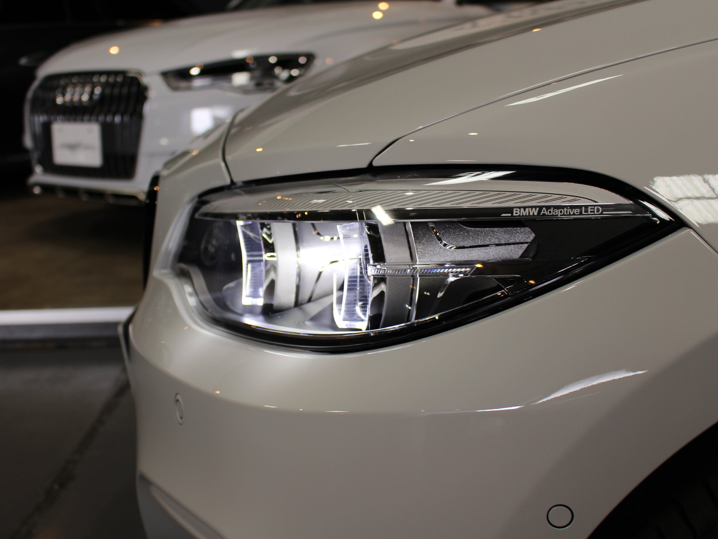 ＢＭＷ　２２０ⅰクーペ　Ｍスポーツ　ＬＣＩ