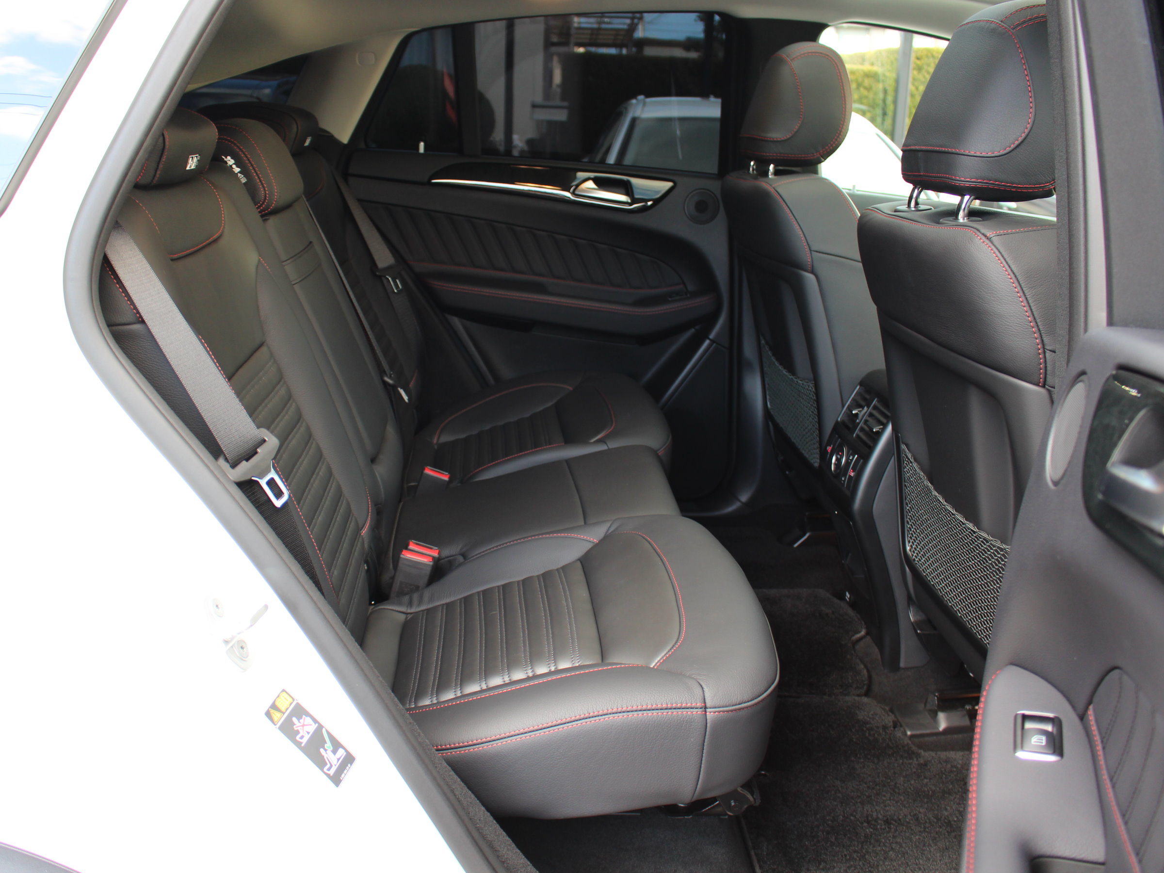 メルセデスベンツ　ＧＬＥ３５０ｄクーペ　４マチック　スポーツ