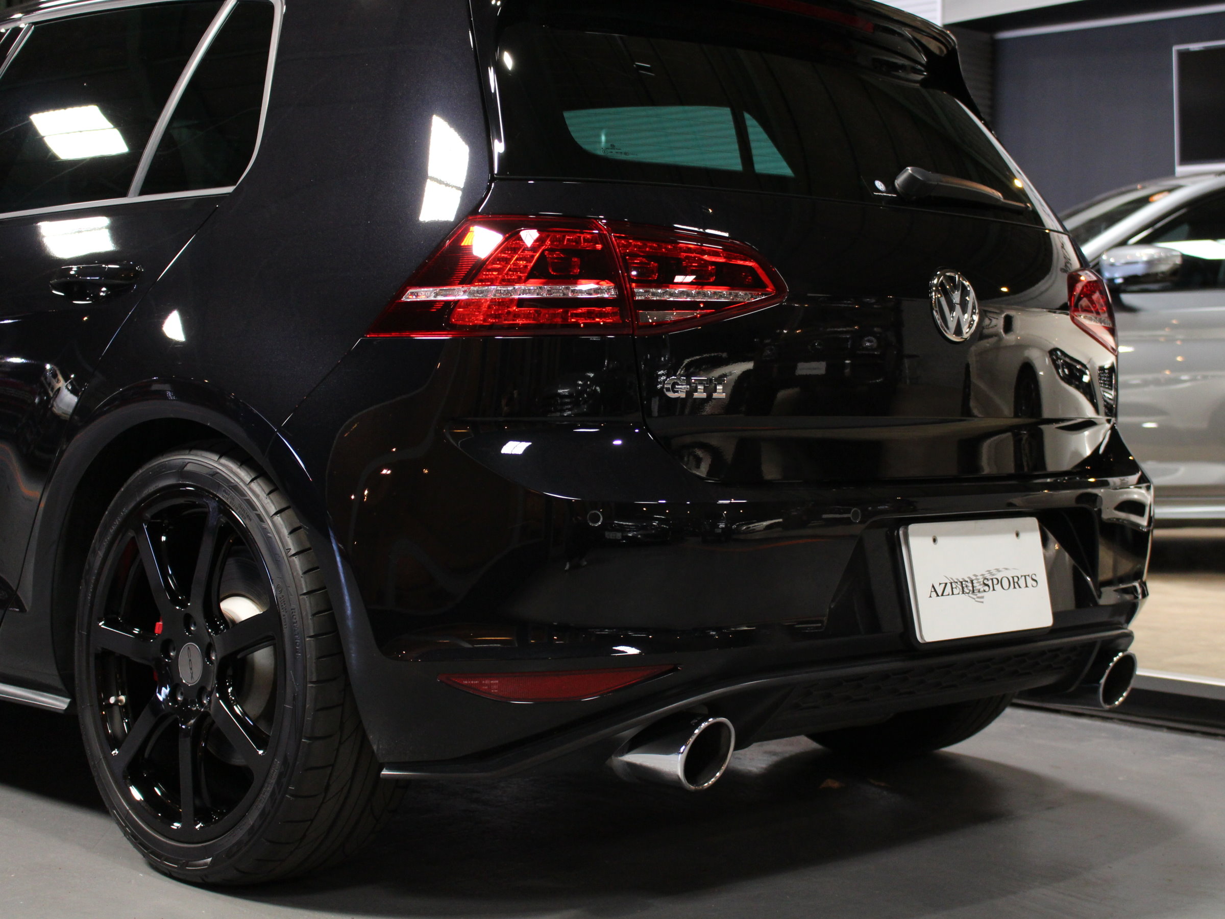 フォルクスワーゲン　ゴルフＧＴｉ  ６速マニュアル