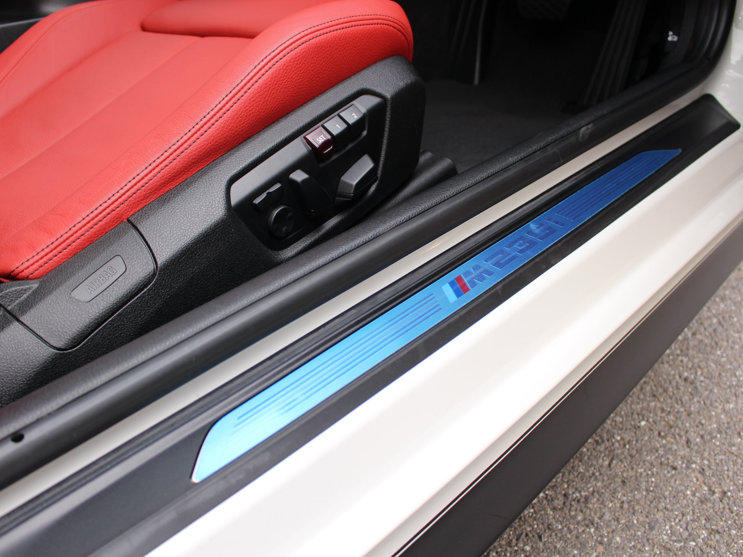 ＢＭＷ　Ｍ２３５ⅰクーペ　