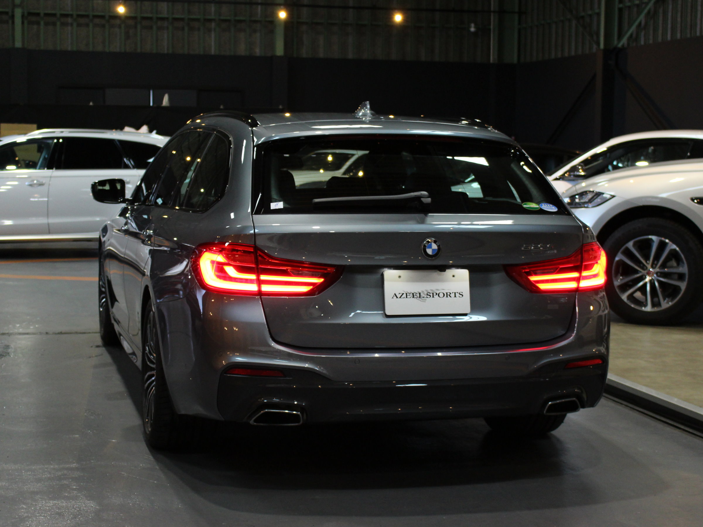 ＢＭＷ　５２３ⅰツーリング　Ｍスポーツ　ハイラインパッケージ