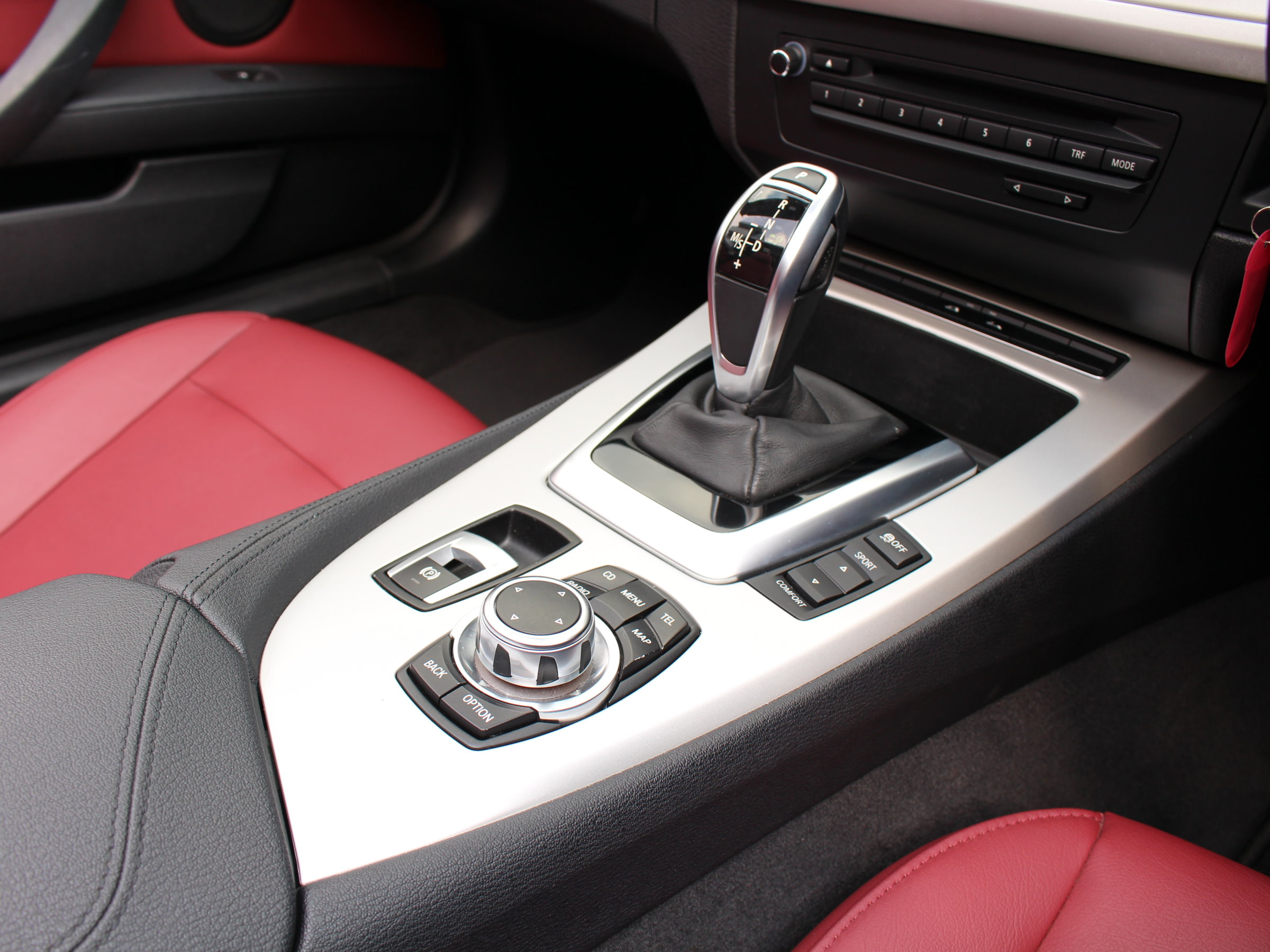 ＢＭＷ　Ｚ４　ｓドライブ２０ｉ