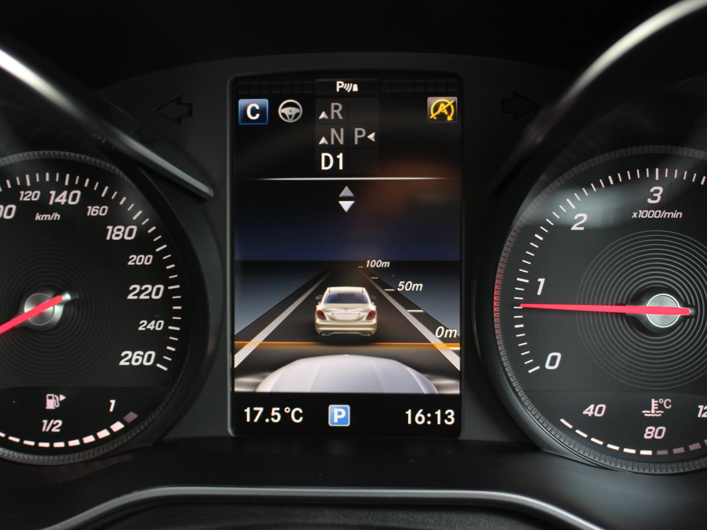 メルセデスベンツ　ＧＬＣ２２０ｄ４マチッククーペ　スポーツ