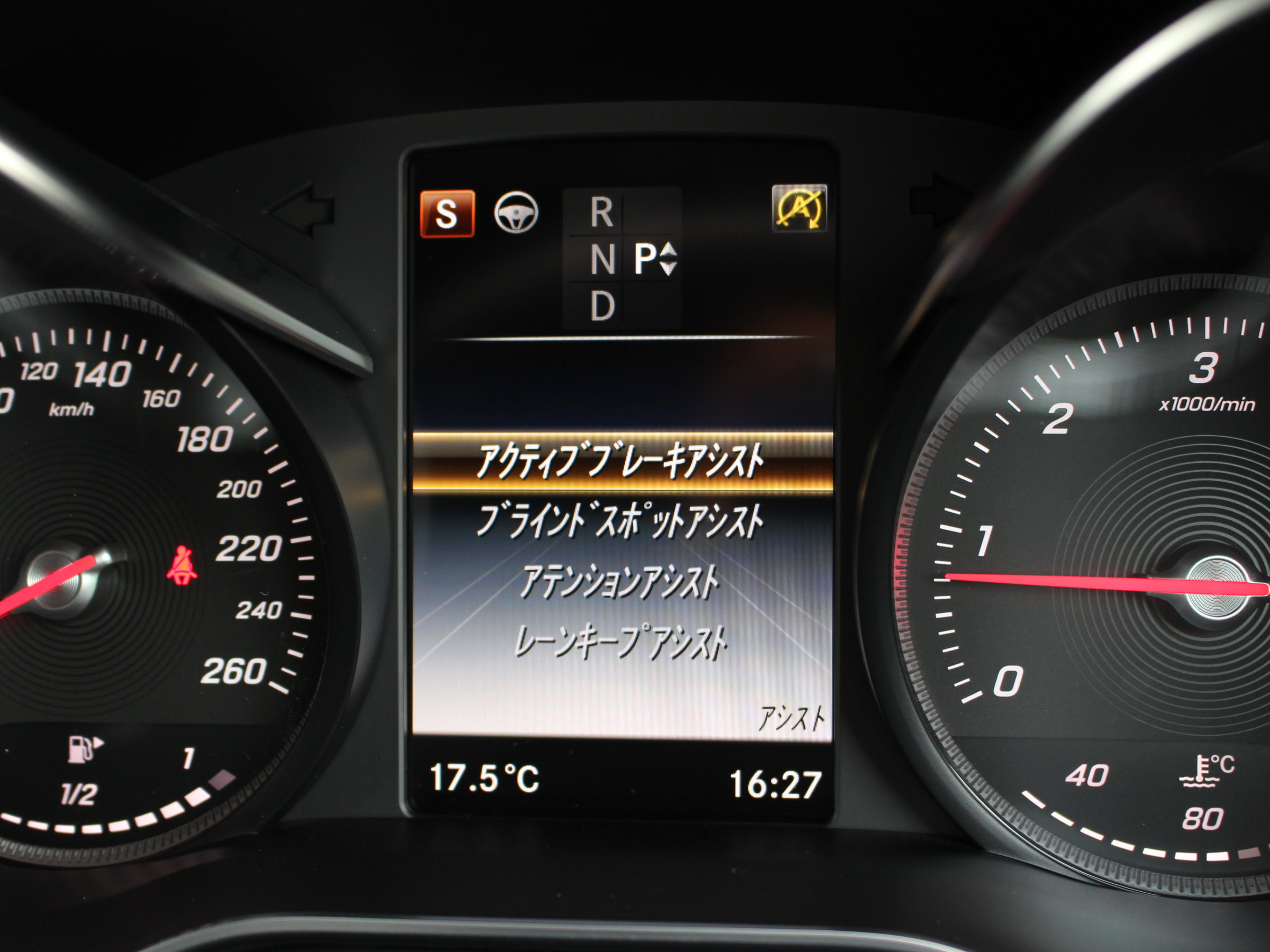メルセデスベンツ　ＧＬＣ２２０ｄ４マチッククーペ　スポーツ