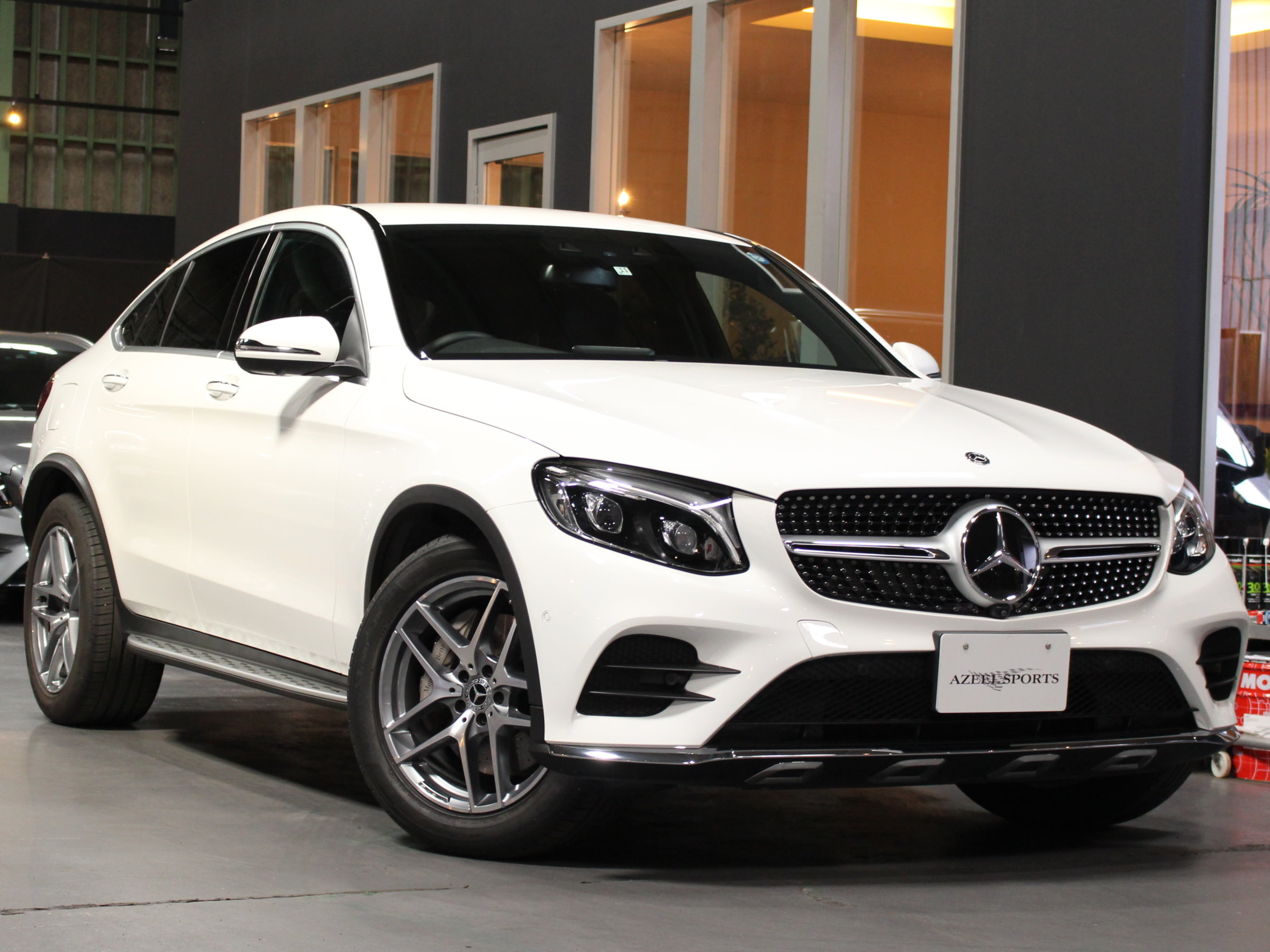 メルセデスベンツ　ＧＬＣ２２０ｄ４マチッククーペ　スポーツ