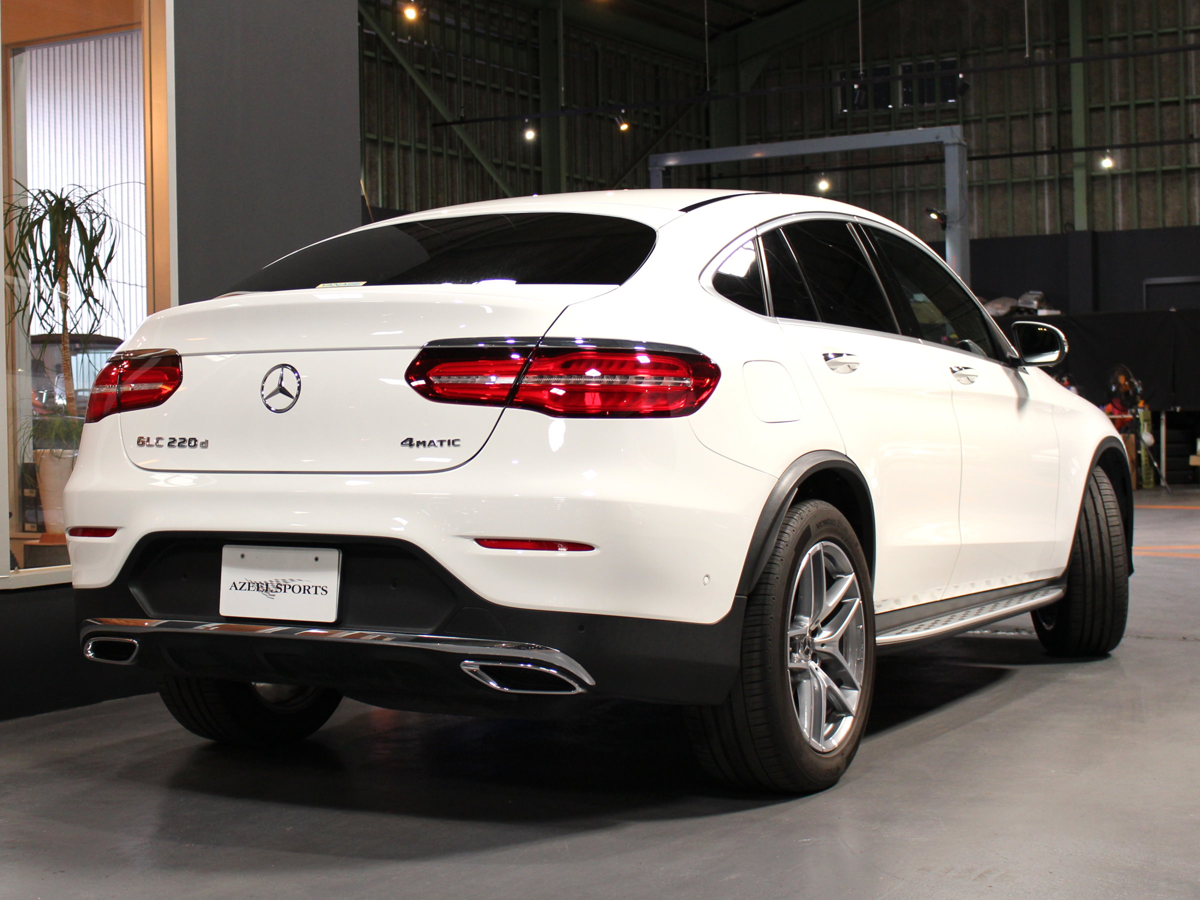 メルセデスベンツ　ＧＬＣ２２０ｄ４マチッククーペ　スポーツ