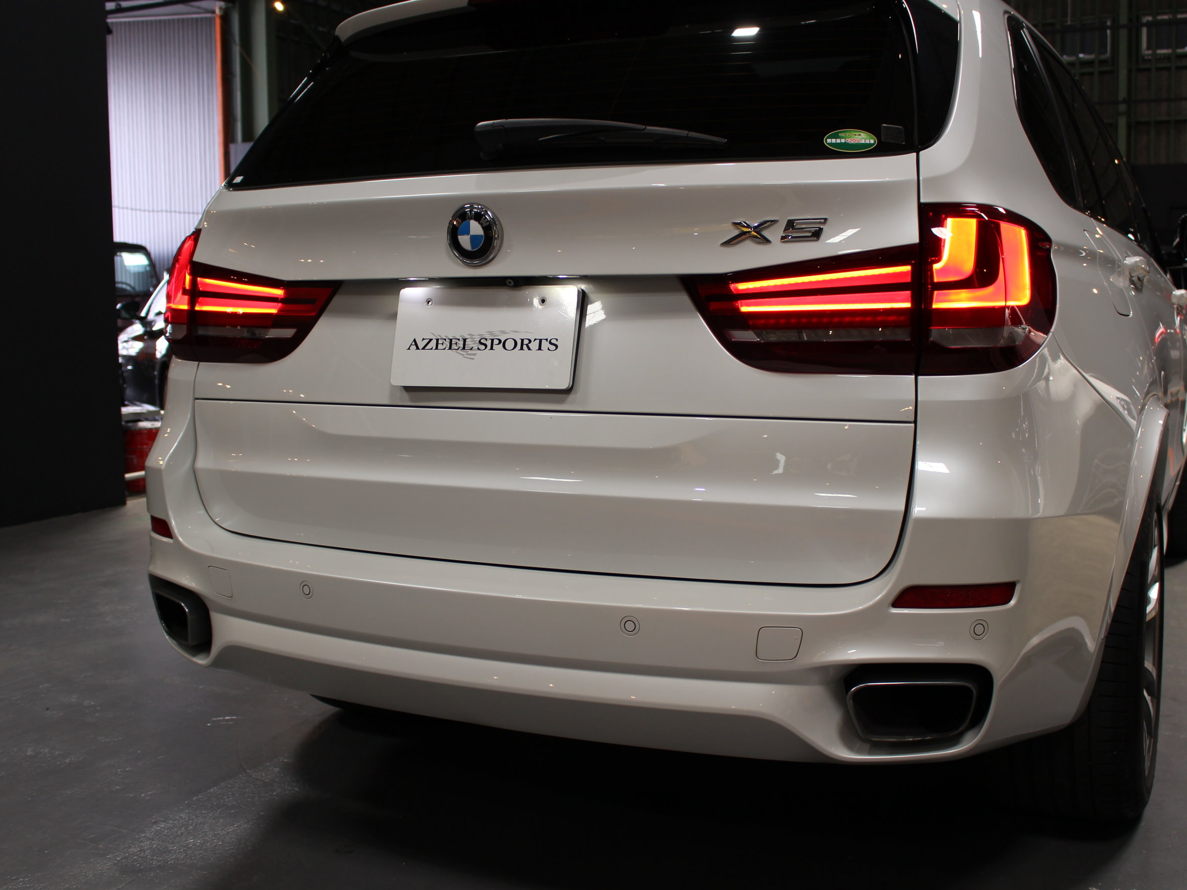 ＢＭＷ　Ｘ５　ⅹドライブ３５ｄ　Ｍスポーツ　セレクトＰＫＧ　７人乗り