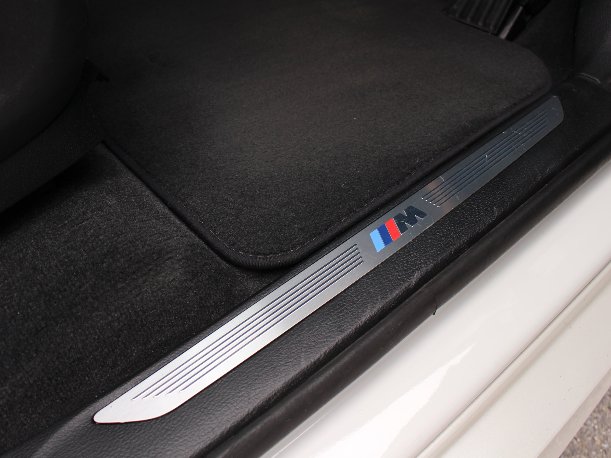 ＢＭＷ　Ｘ５　ⅹドライブ３５ｄ　Ｍスポーツ　セレクトＰＫＧ　７人乗り