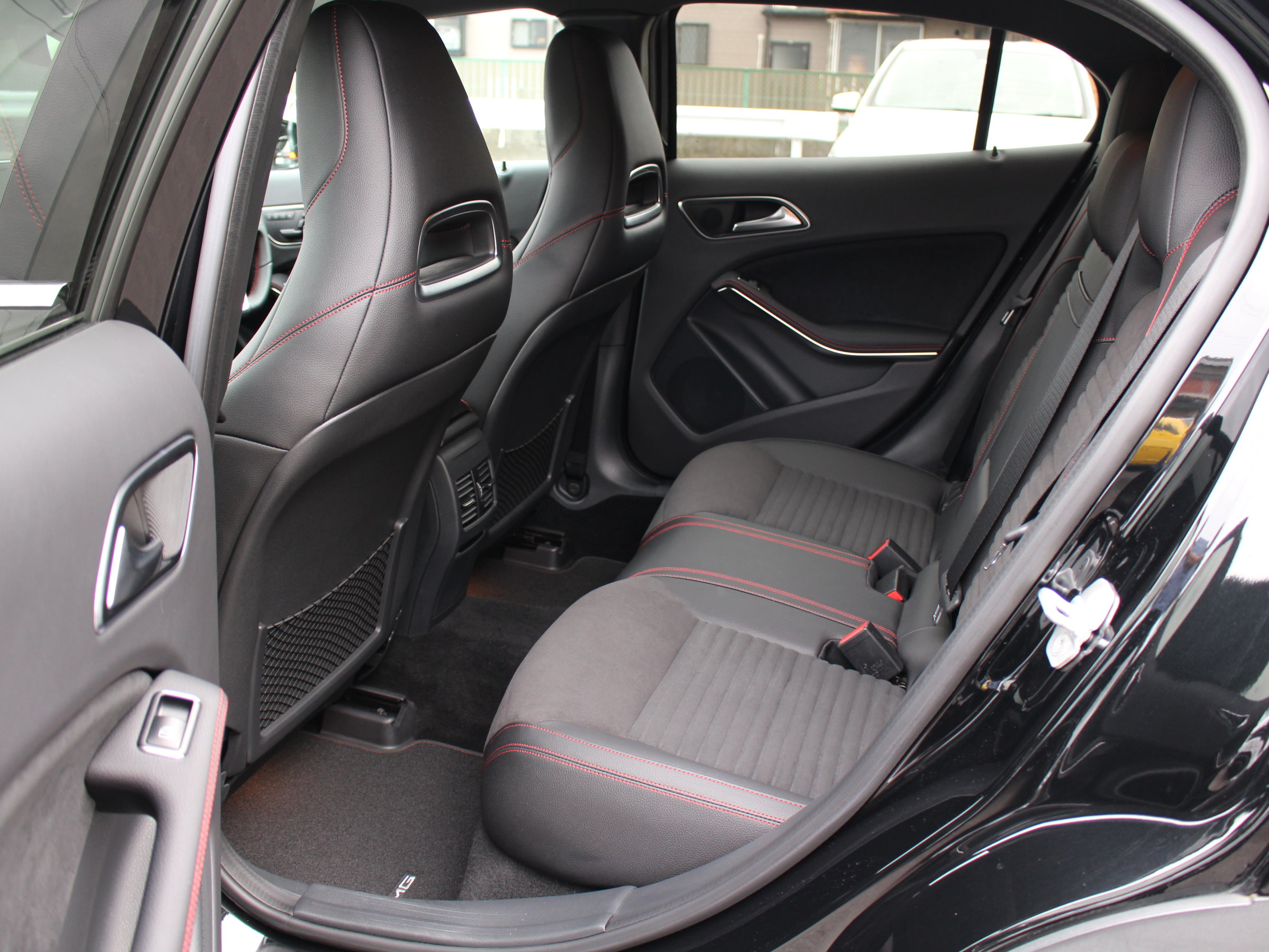 メルセデスベンツ　ＧＬＡ１８０　スポーツ