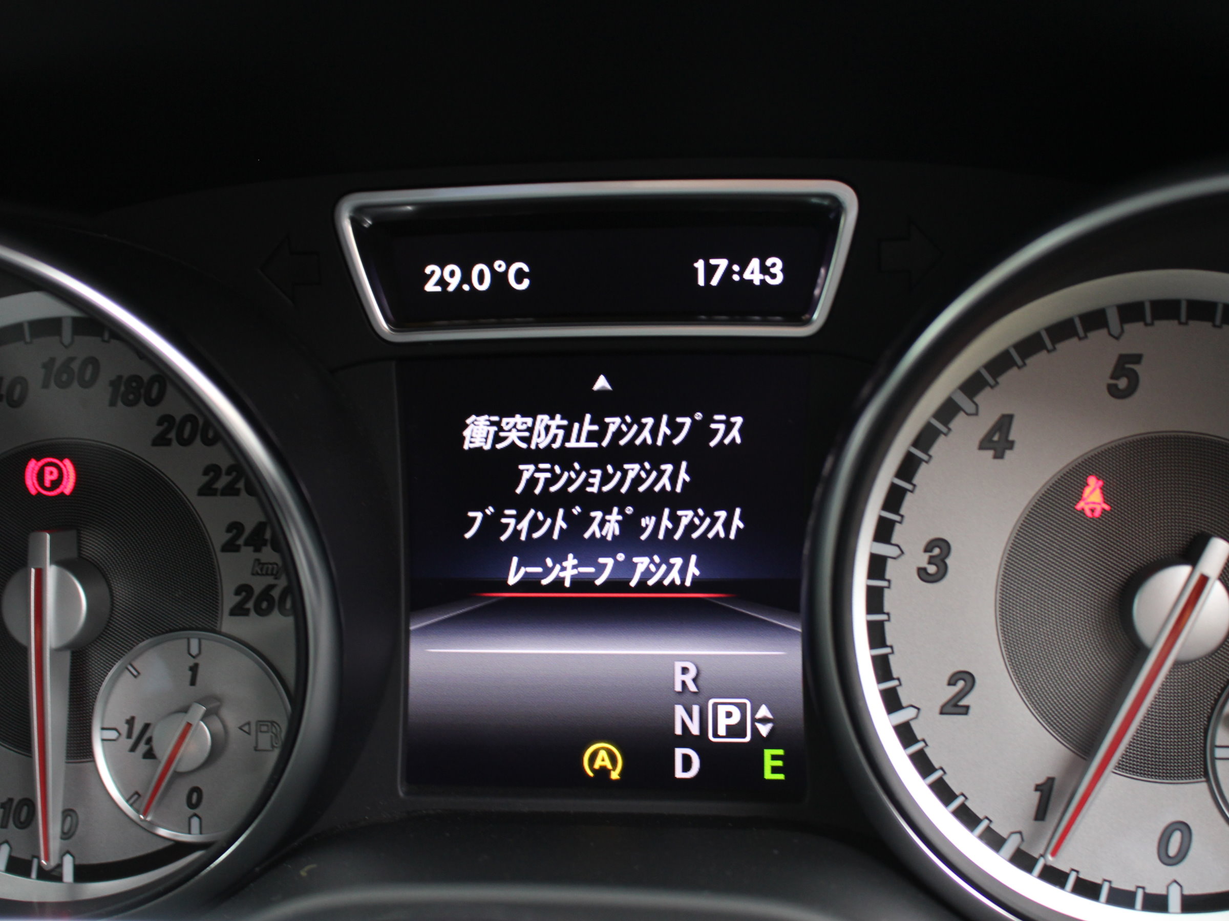 メルセデスベンツ　ＧＬＡ１８０　スポーツ