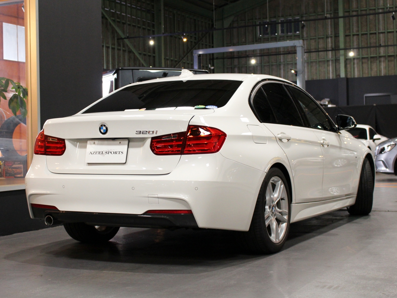 ＢＭＷ　３２０ⅰ　Ｍスポーツ