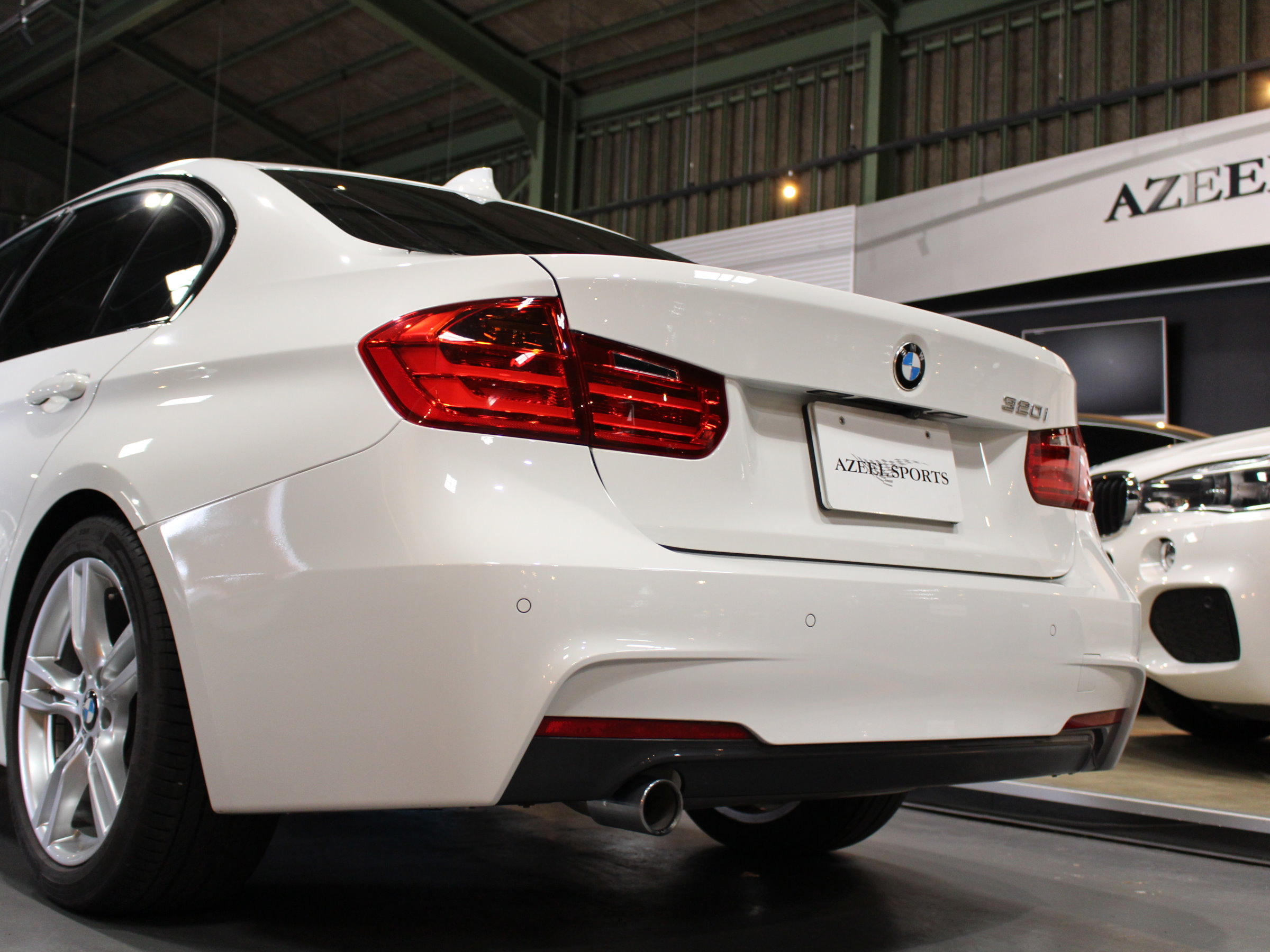ＢＭＷ　３２０ⅰ　Ｍスポーツ