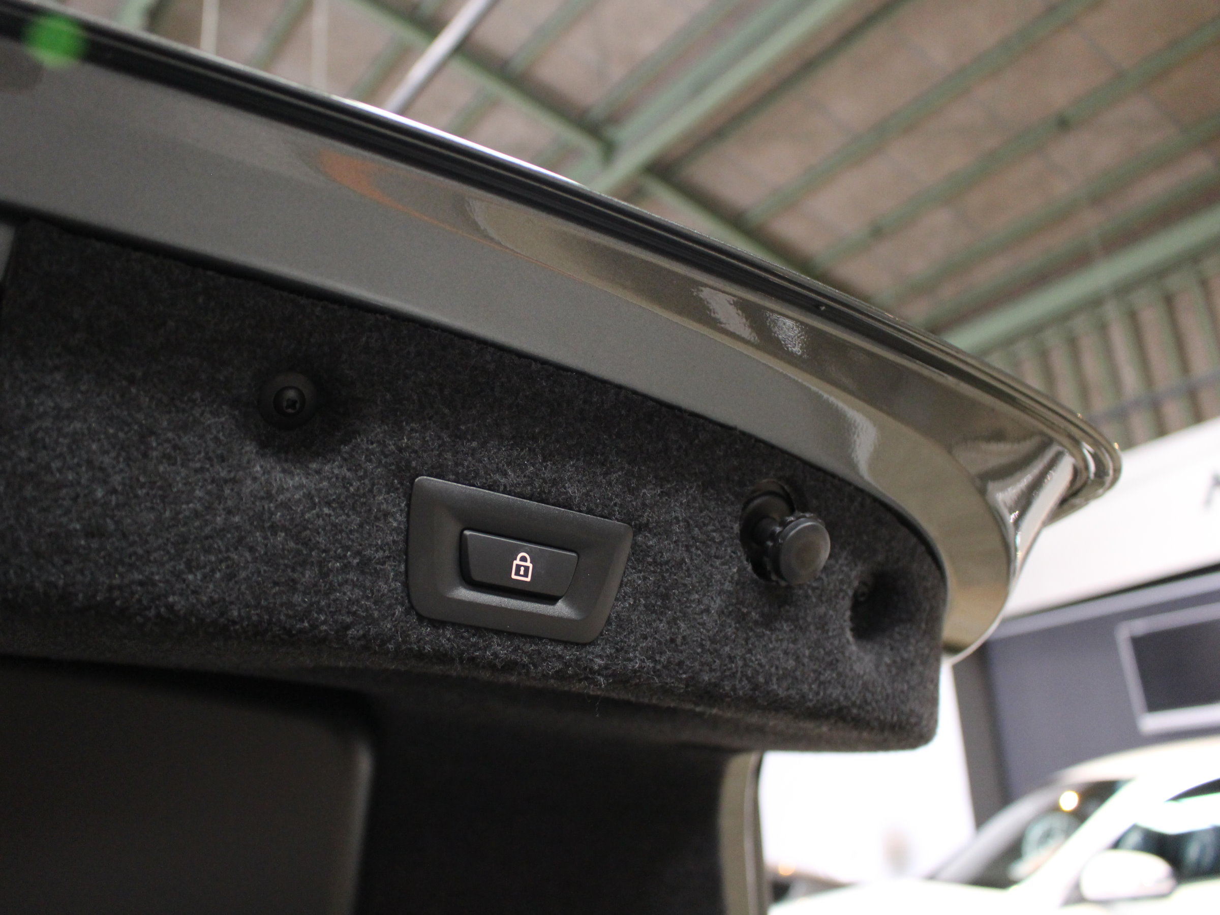 ＢＭＷアルピナ　Ｄ５ビターボ　リムジン　ＬＣＩ後期　ディーゼル
