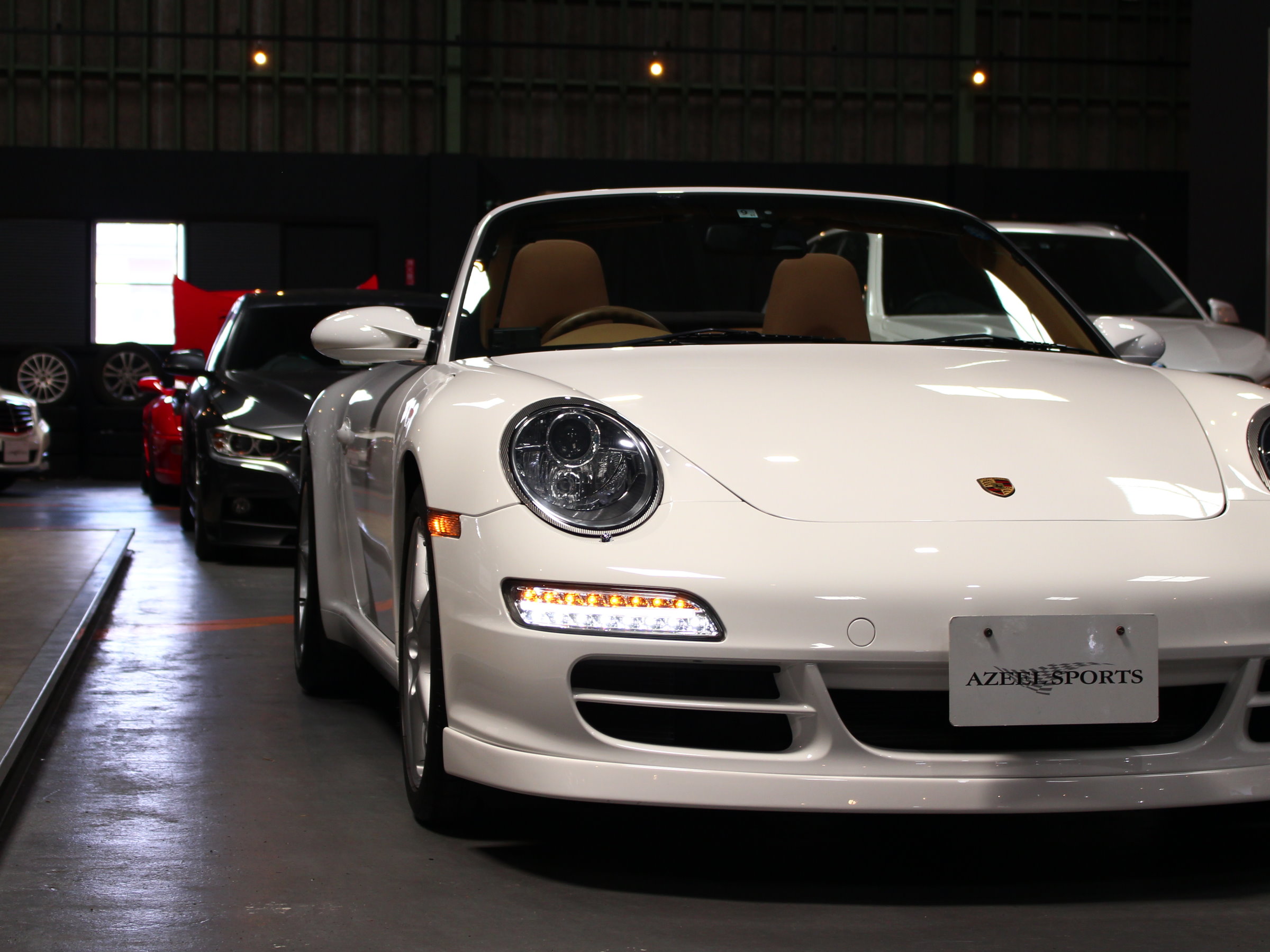 ポルシェ　９１１カレラ　カブリオレ（９９７）