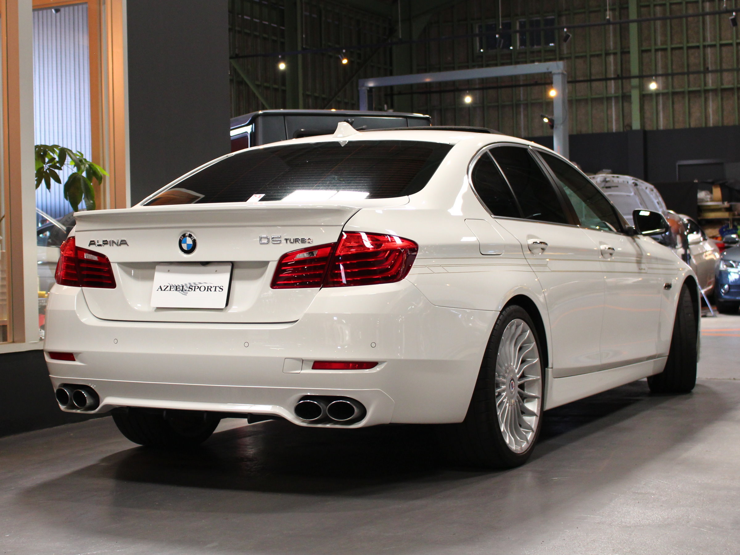 ＢＭＷアルピナ　Ｄ５　ビターボリムジン