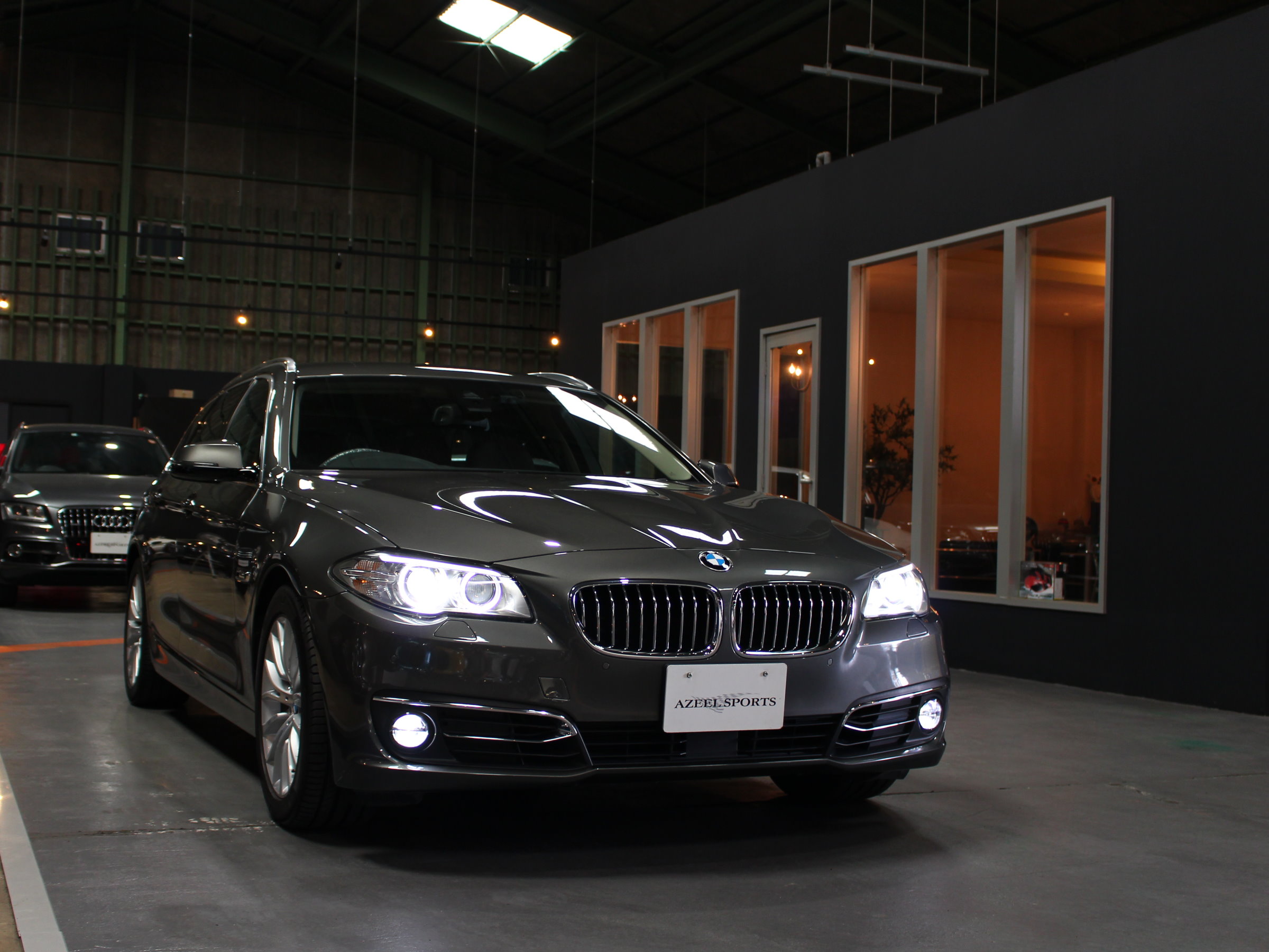 ＢＭＷ　５２８ⅰツーリング　ラグジュアリー　コンフォートＰＫＧ