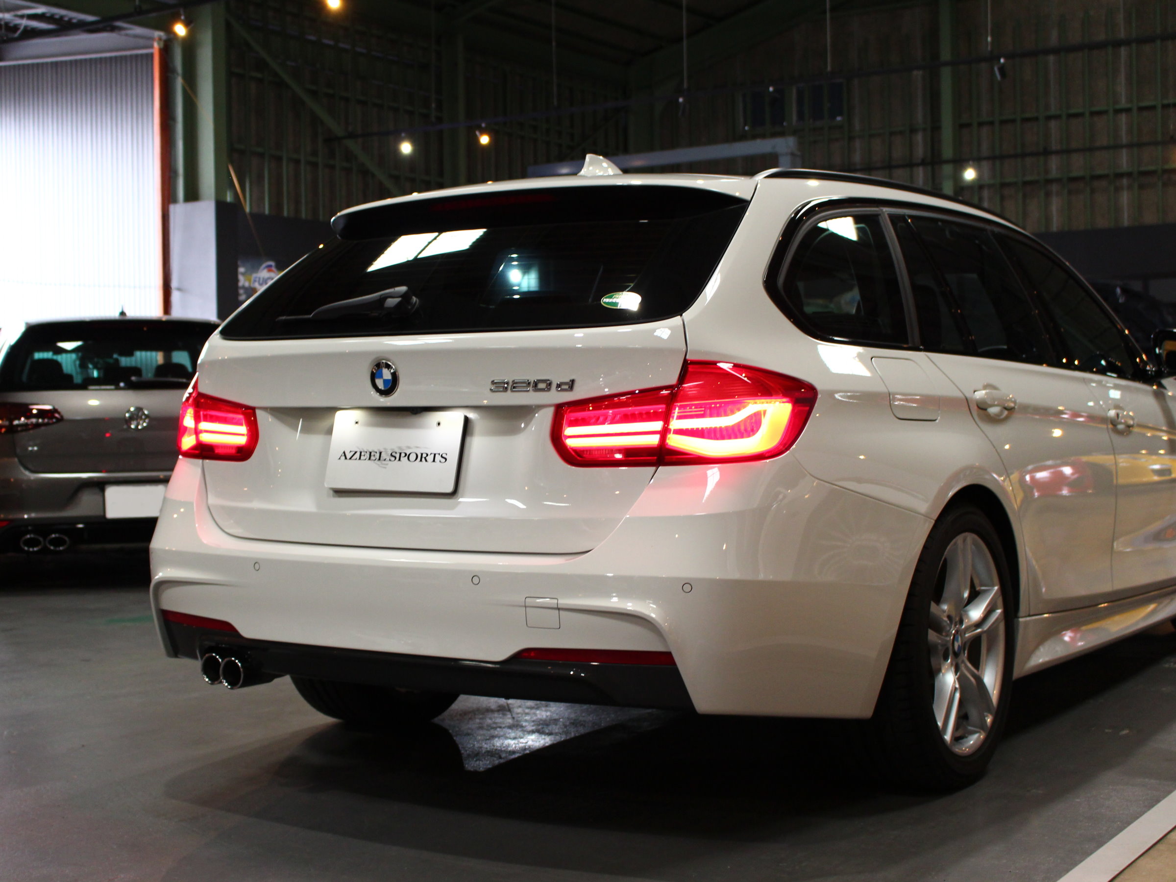 ＢＭＷ　３２０ｄツーリング　Ｍスポーツ　ＬＣＩモデル