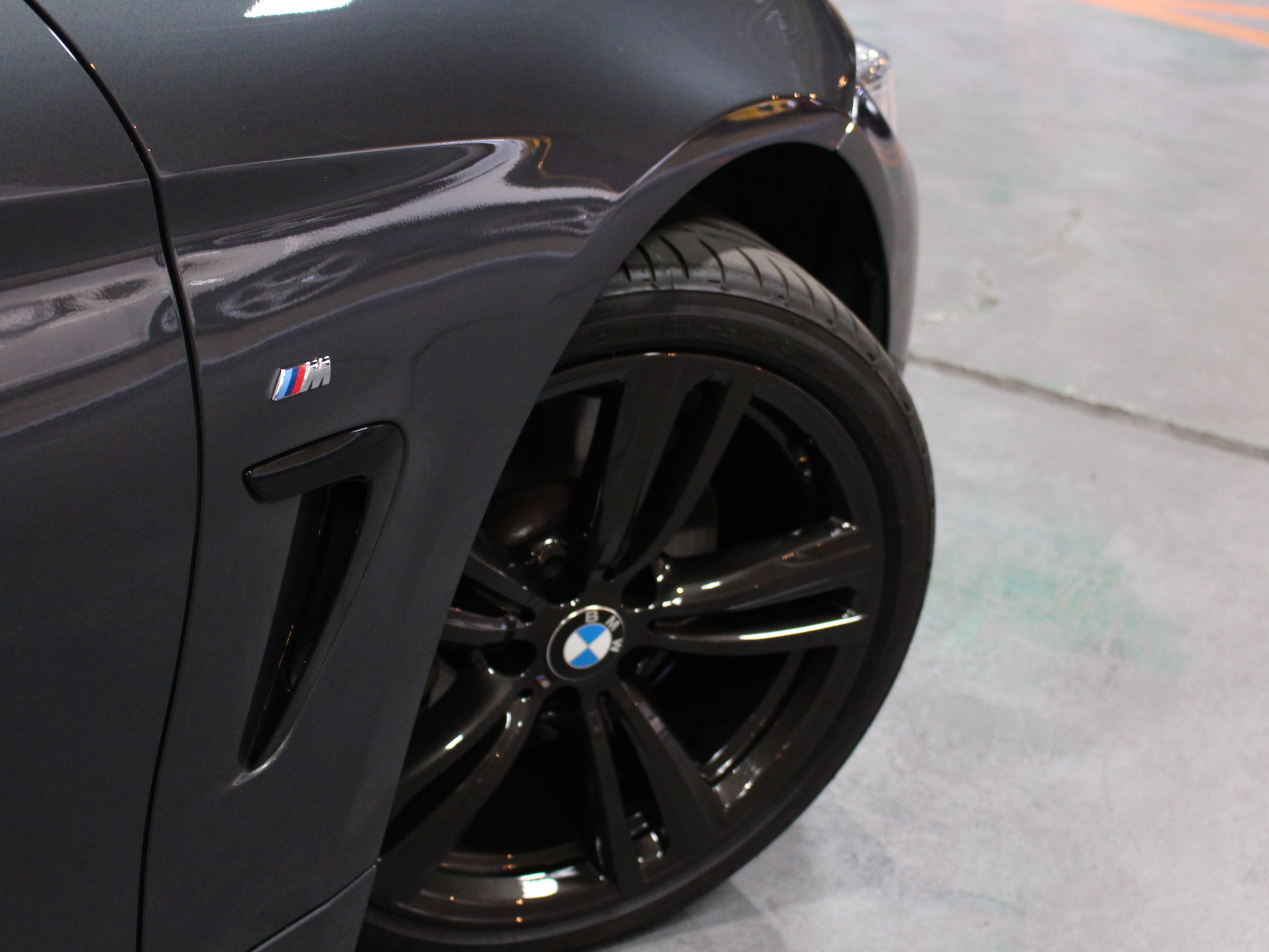 ＢＭＷ　４３５ⅰクーペ　Ｍスポーツ