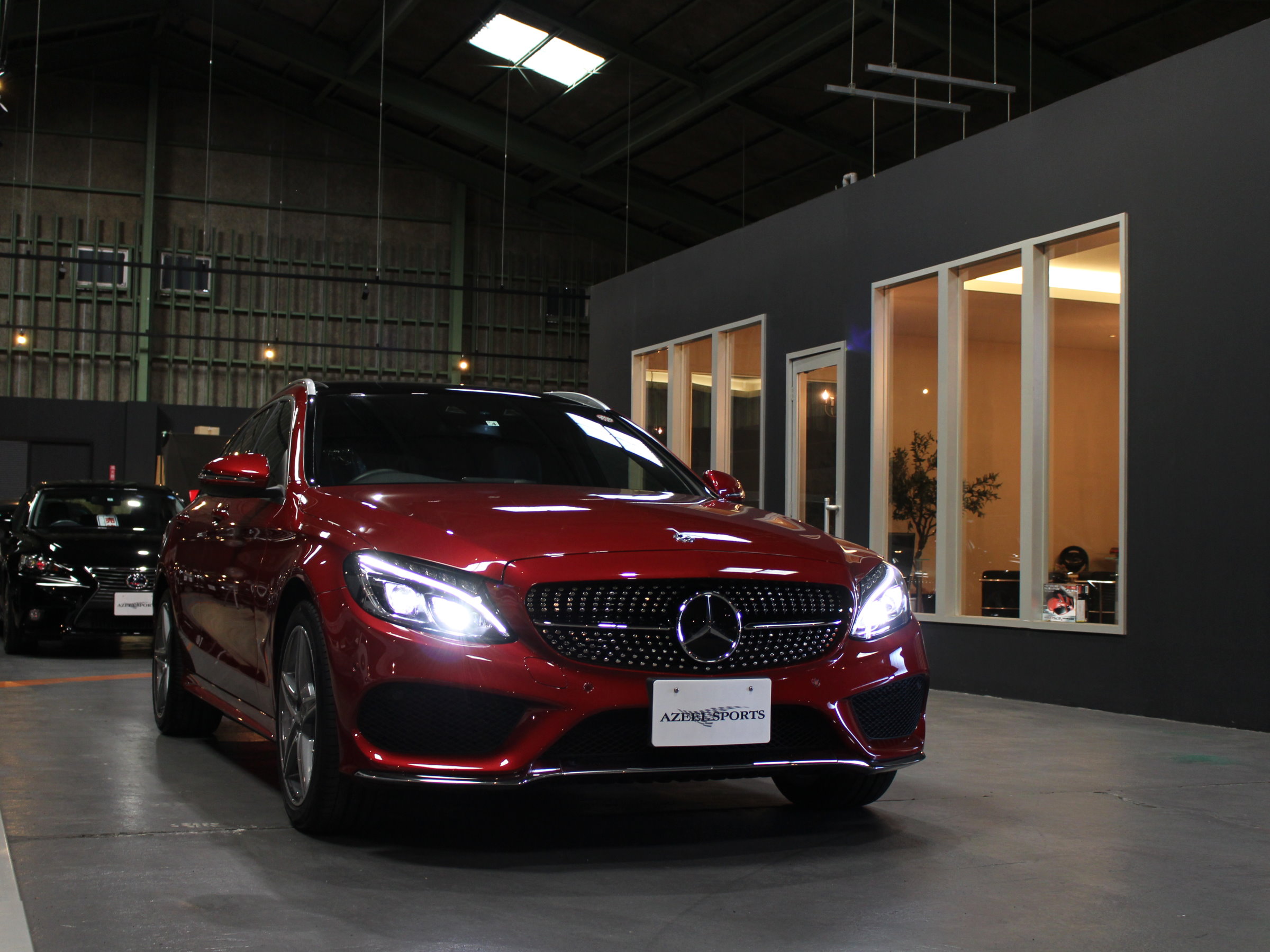 メルセデスベンツ　Ｃ２２０ｄステーションワゴン　ローレウスエディション