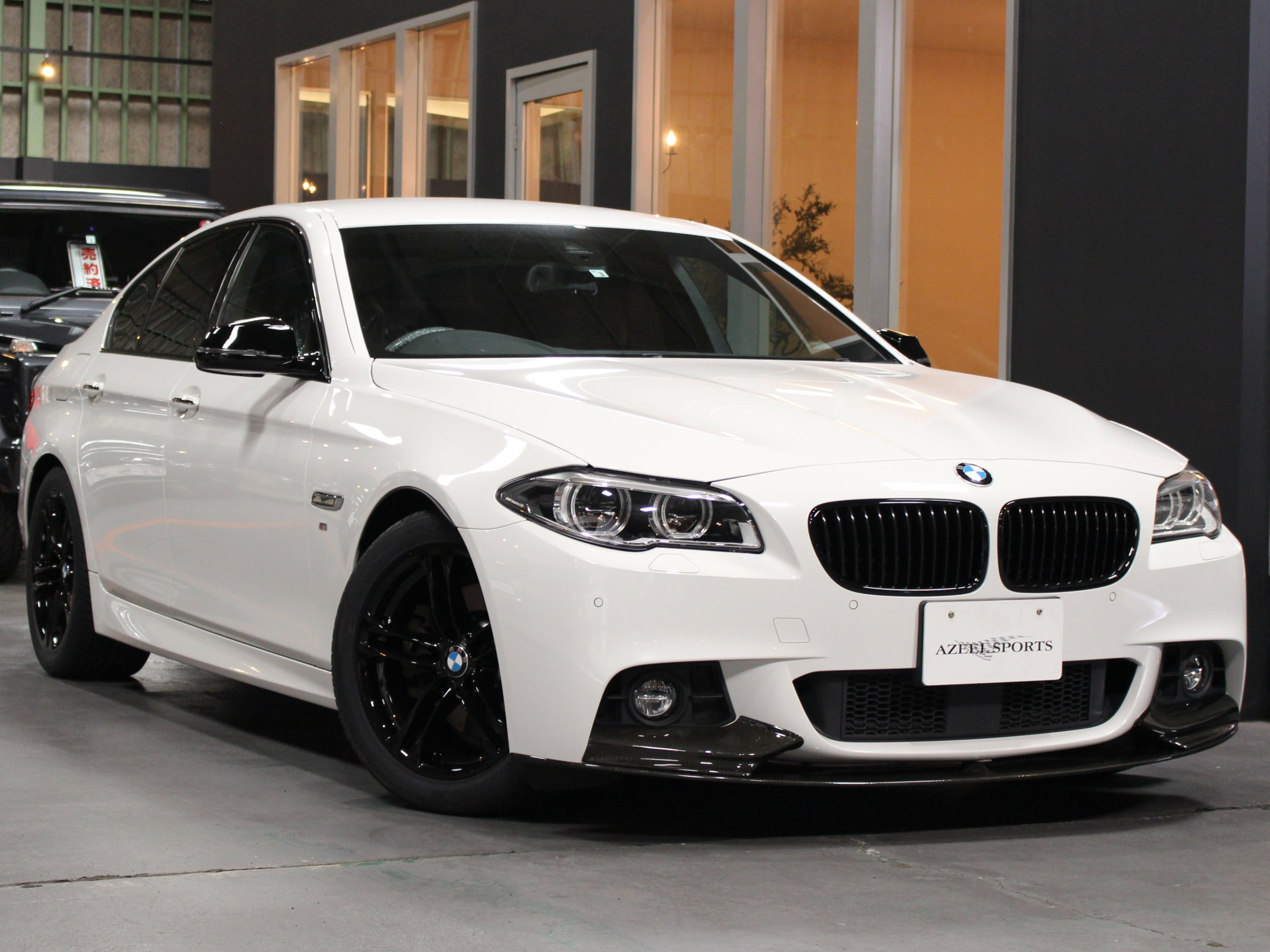 ＢＭＷ　５２３ｄ　Ｍスポーツ　ＬＣＩモデル