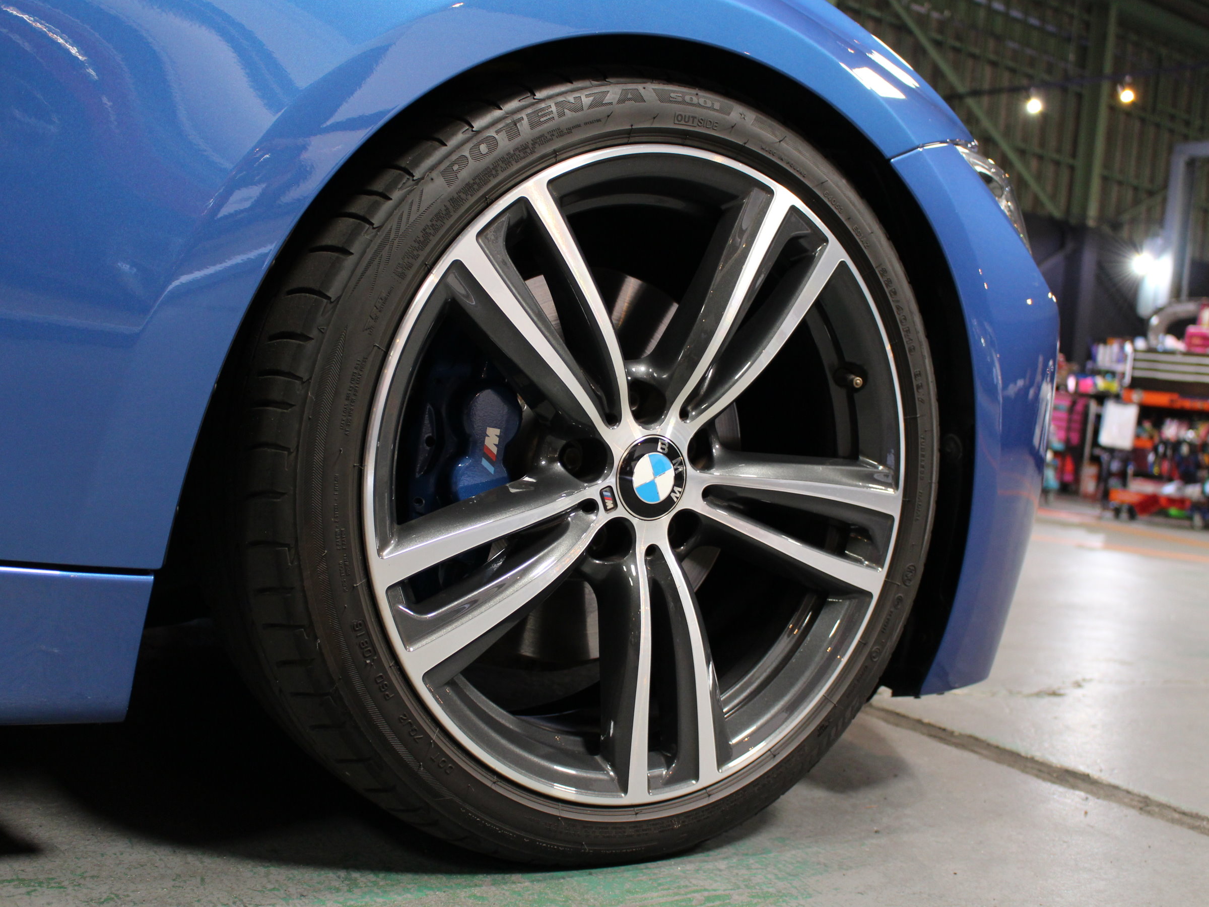 ＢＭＷ　３２０ｄ　Ｍスポーツ　ＬＣＩ後期　ファストトラックパッケージ