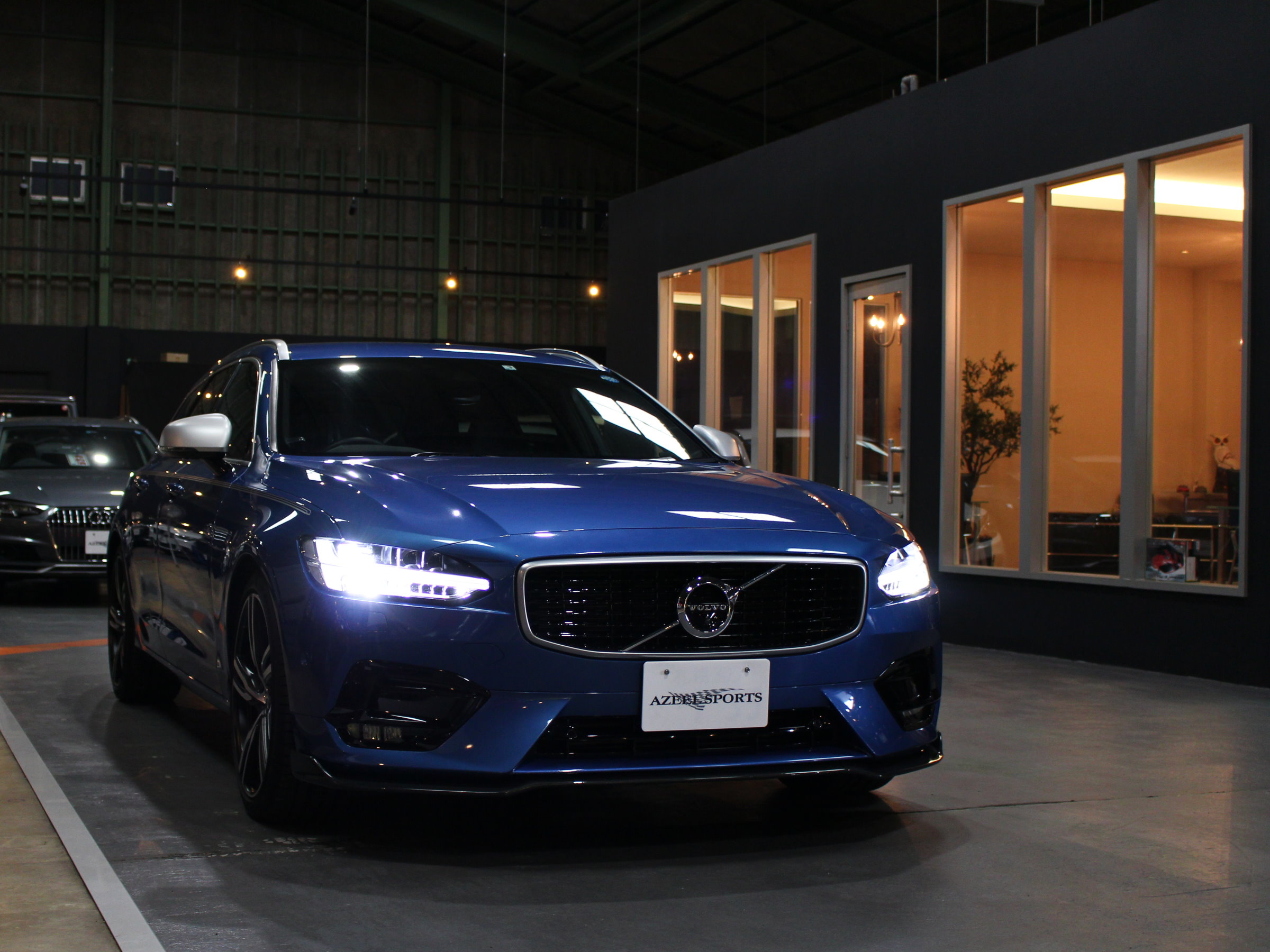 ボルボ　Ｖ９０　Ｔ６　ＡＷＤ　Ｒデザイン
