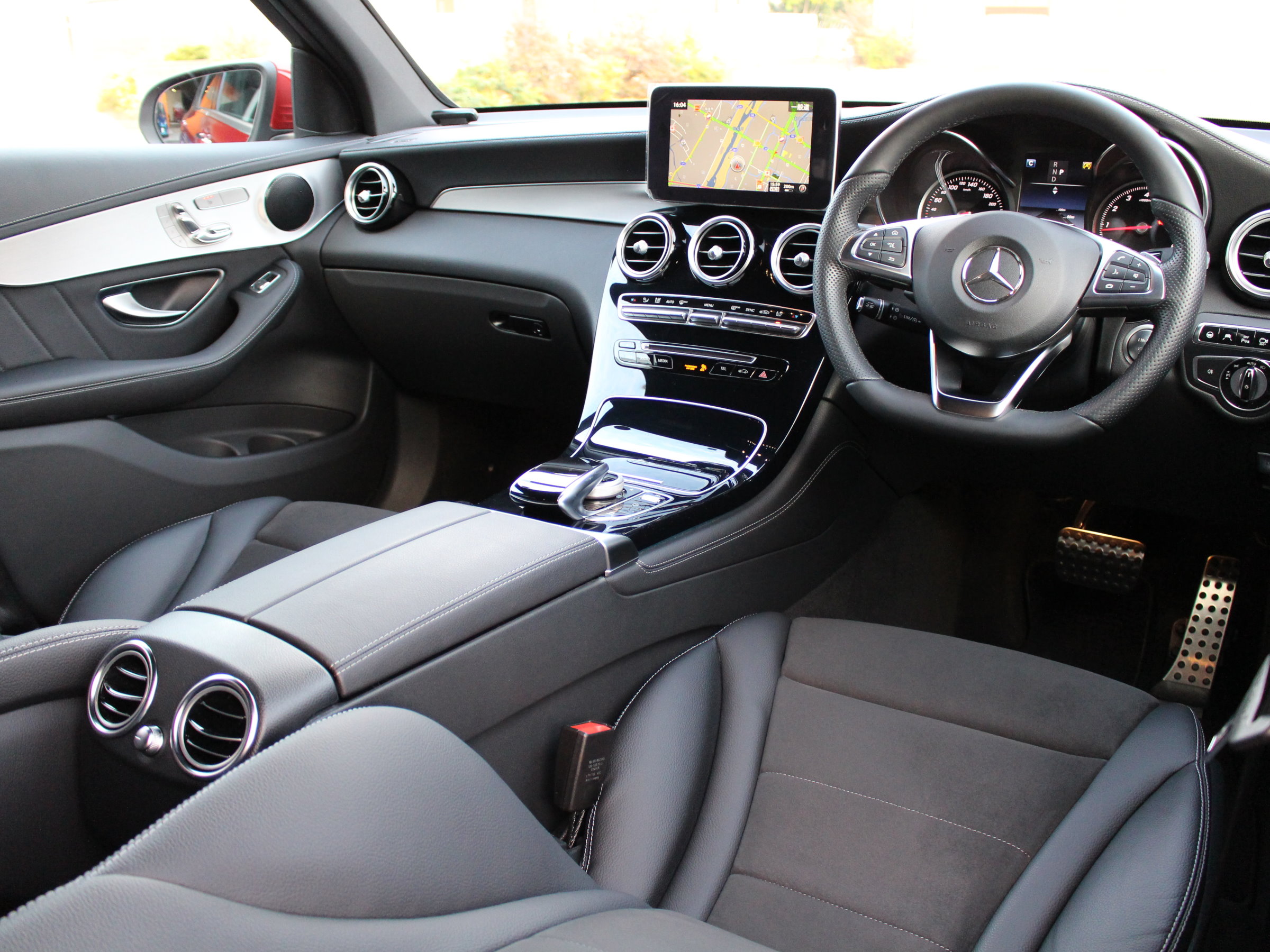 メルセデスベンツ　ＧＬＣ２５０　４マチック　スポーツ