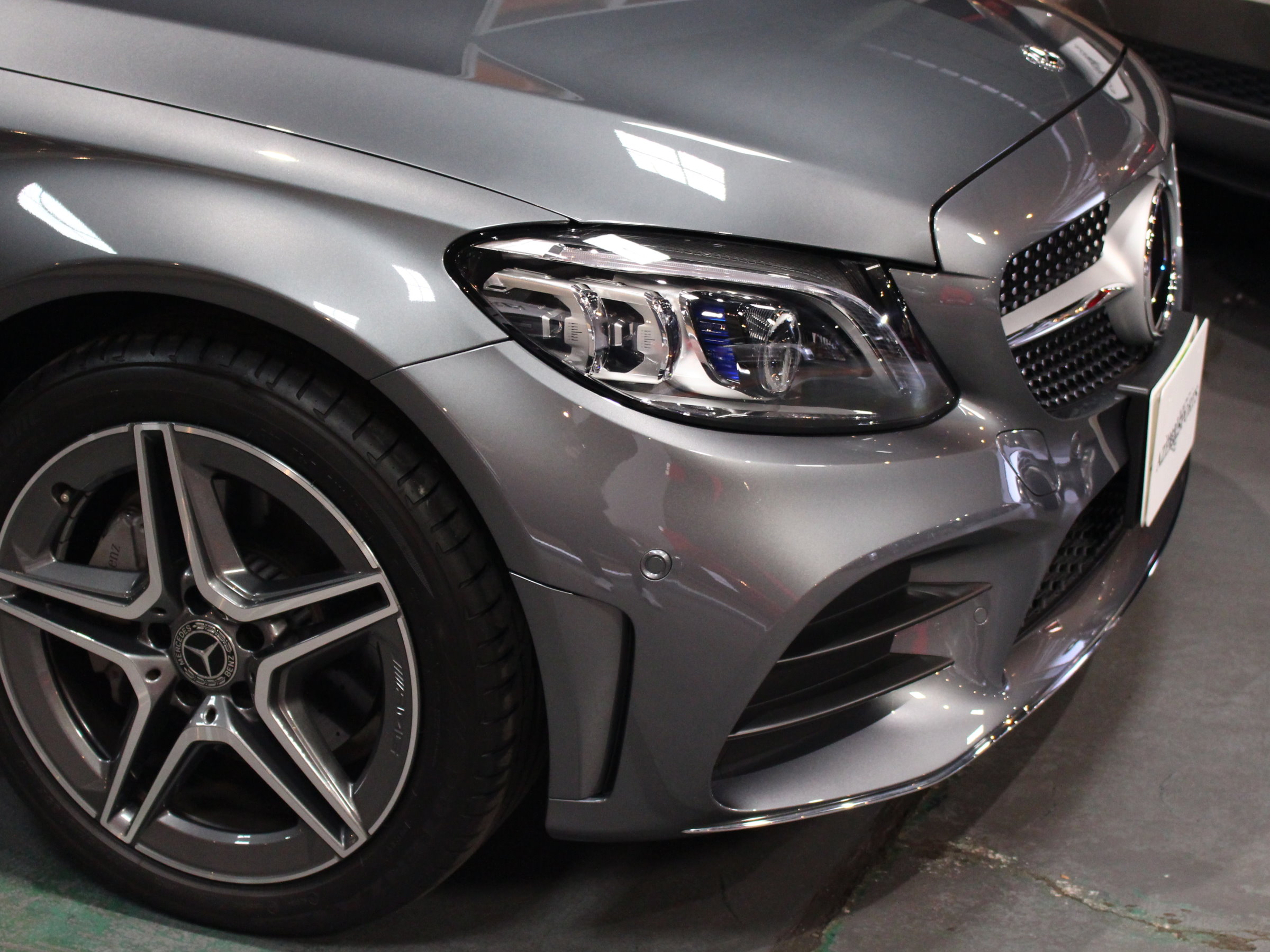 メルセデスベンツ　Ｃ２２０ｄステーションワゴン　アバンギャルド　ＡＭＧライン
