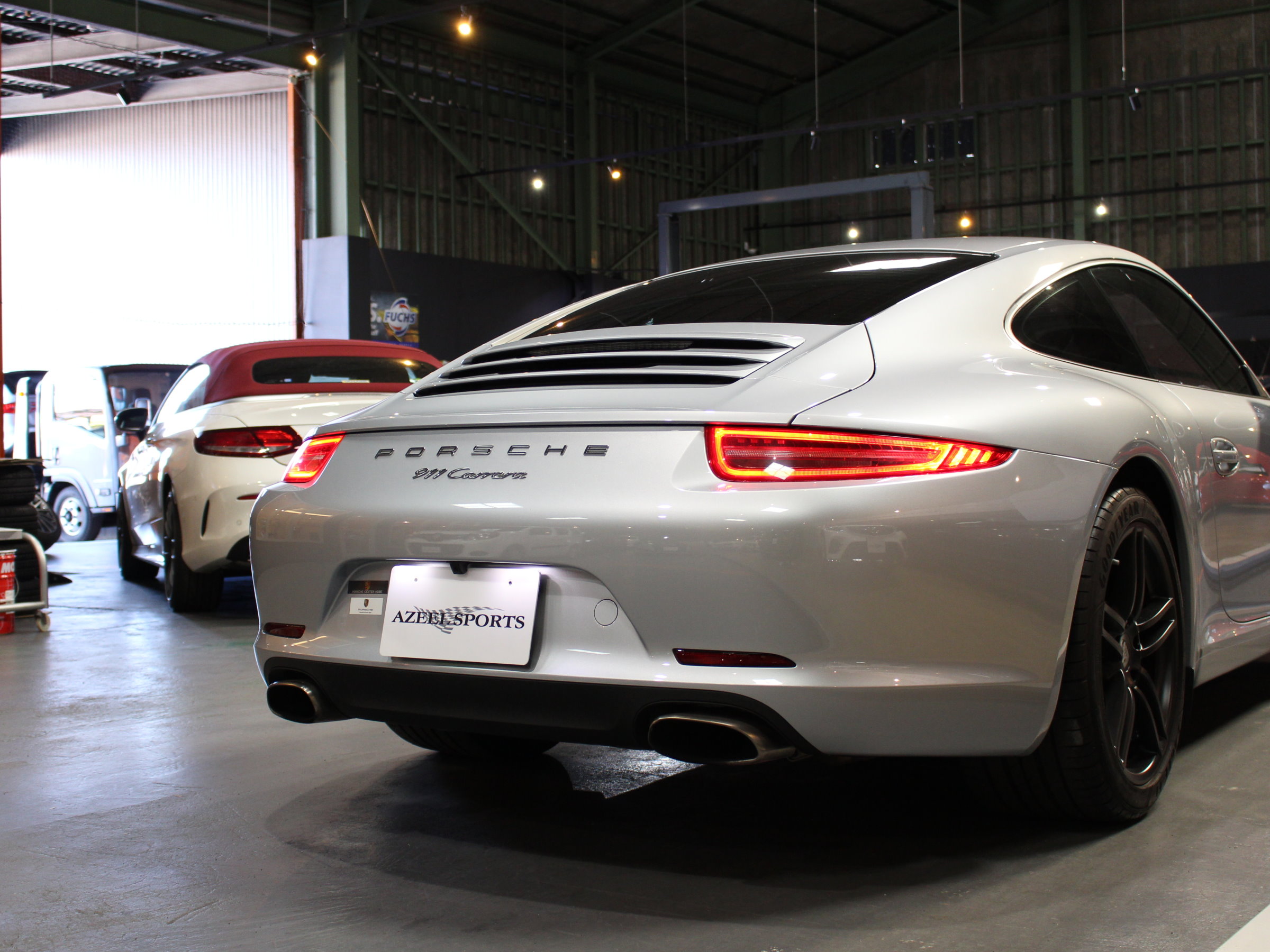 ポルシェ　９１１カレラ（タイプ９９１）　７速MT