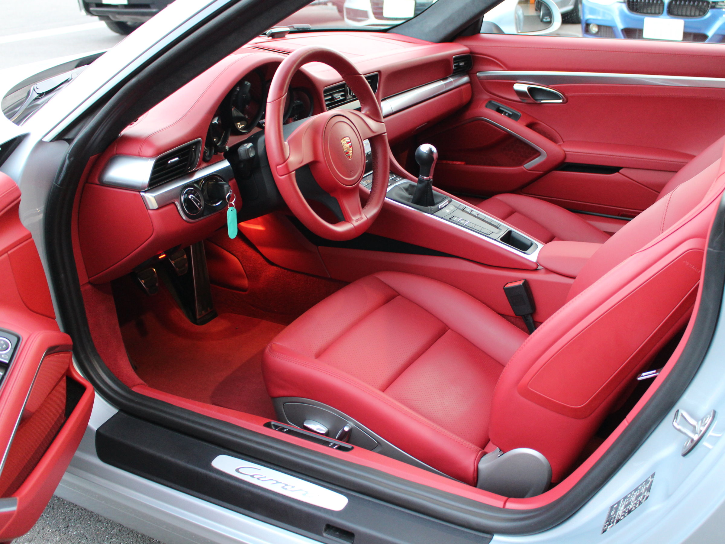 ポルシェ　９１１カレラ（タイプ９９１）　７速MT